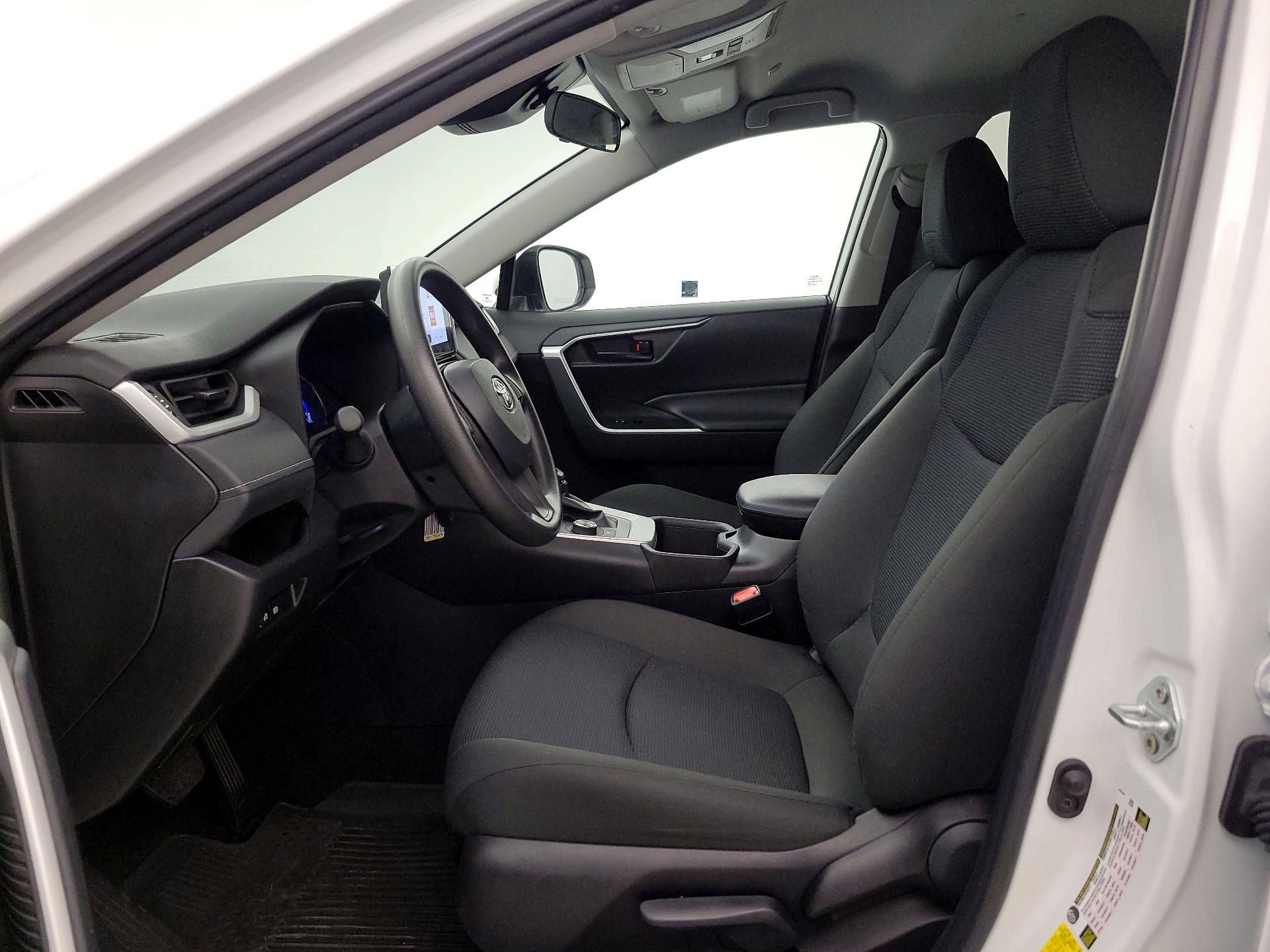 Thumbnail: 2024 Toyota RAV4 - 11