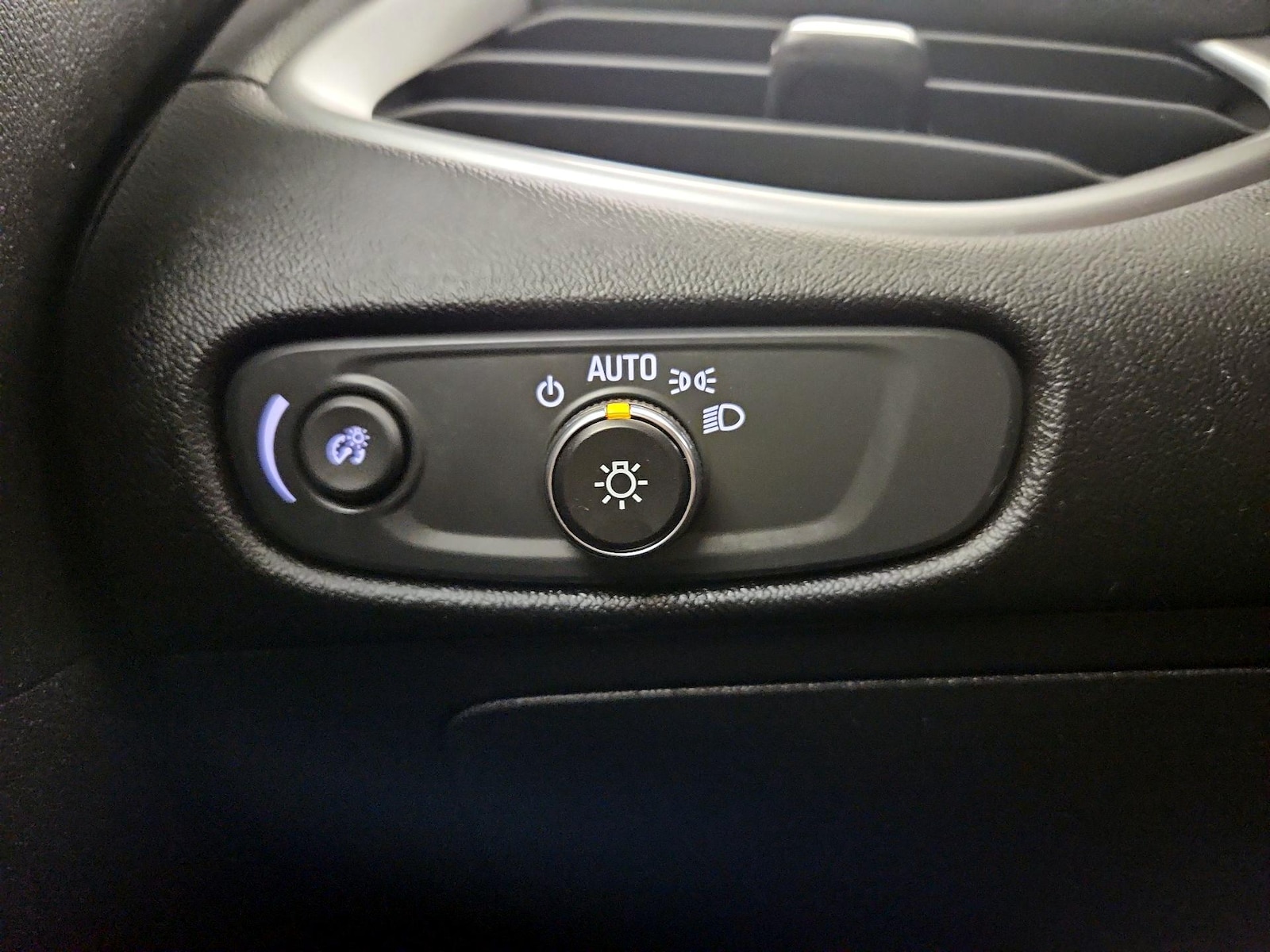 2021 Chevrolet Malibu 1LS - Photo 14