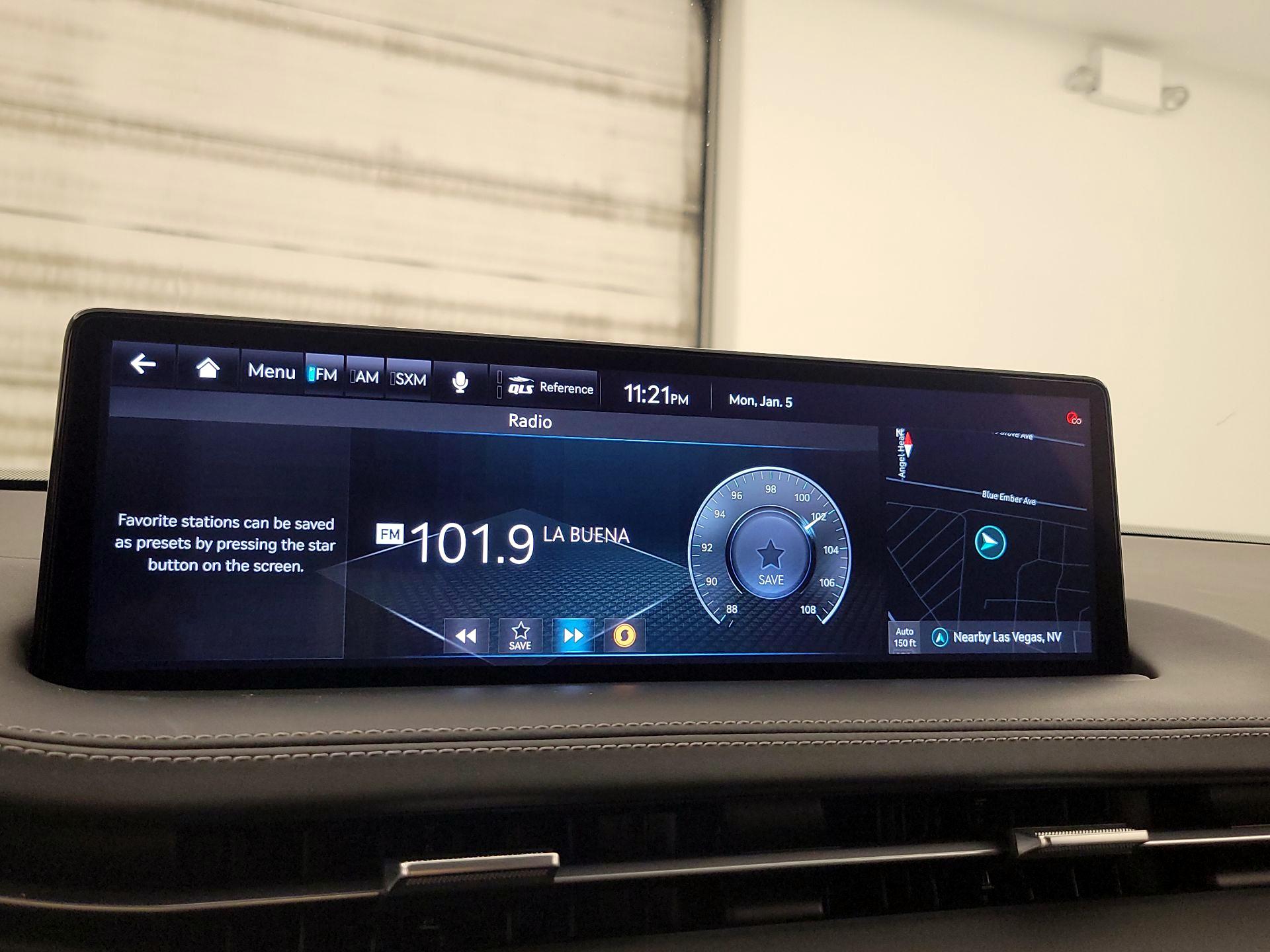 Thumbnail: 2025 Genesis GV70 - 16