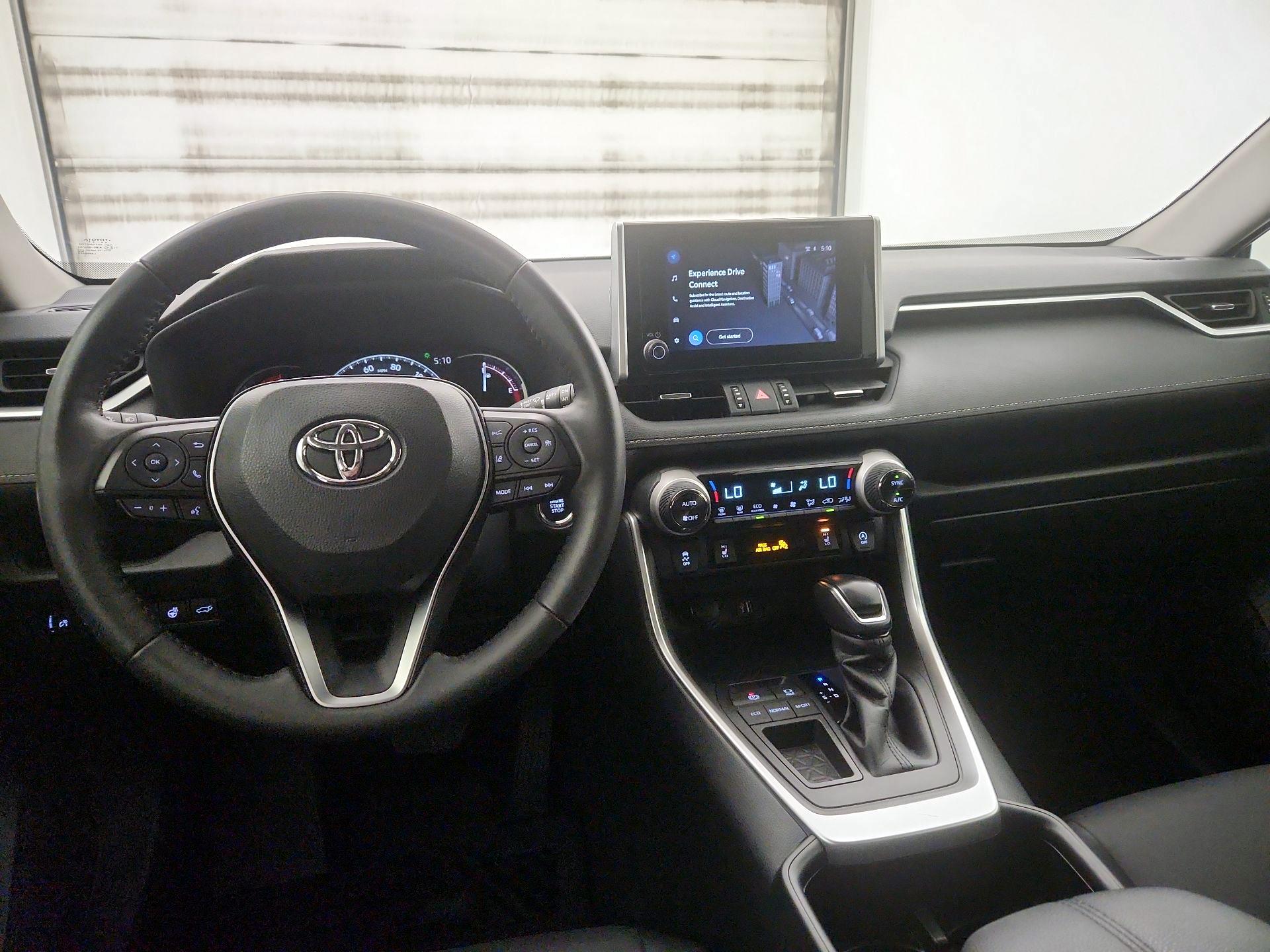 Thumbnail: 2024 Toyota RAV4 - 9