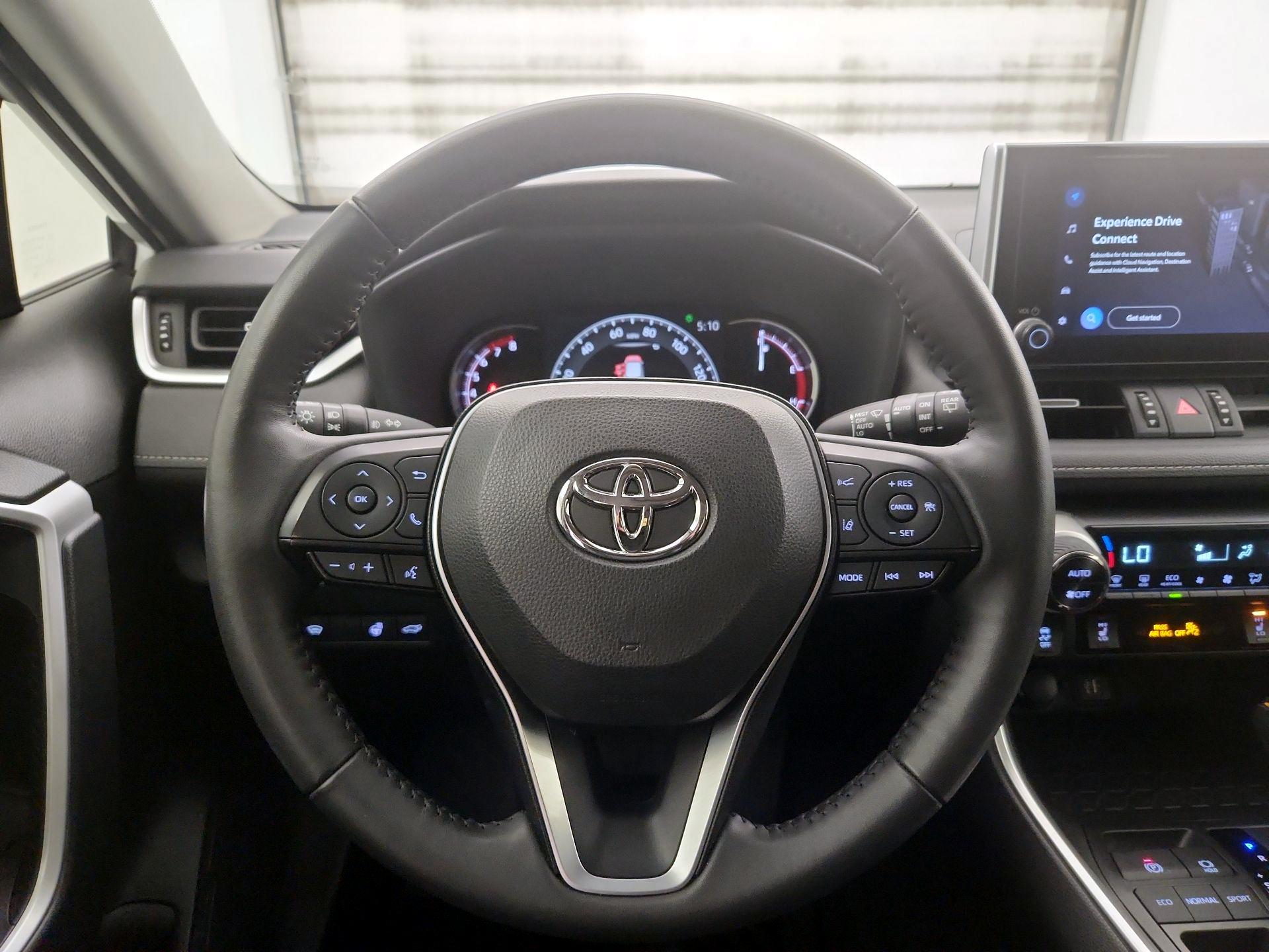 Thumbnail: 2024 Toyota RAV4 - 10