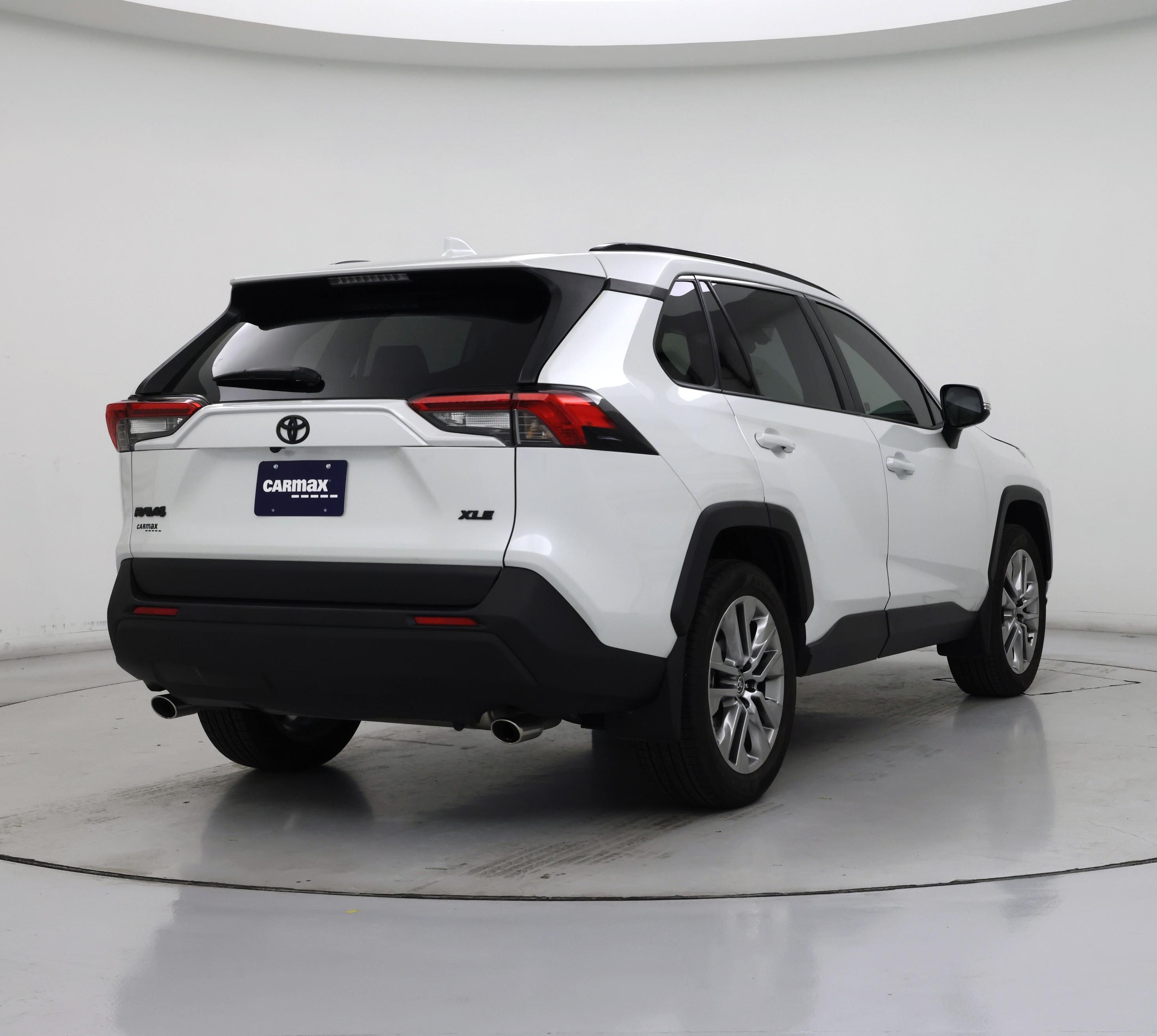 Thumbnail: 2024 Toyota RAV4 - 8