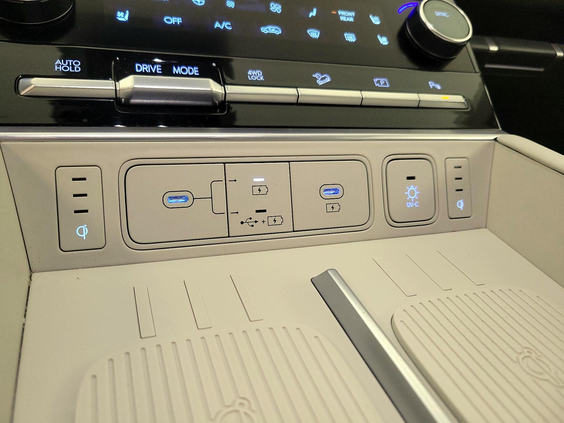 Thumbnail: 2024 Hyundai Santa Fe - 19