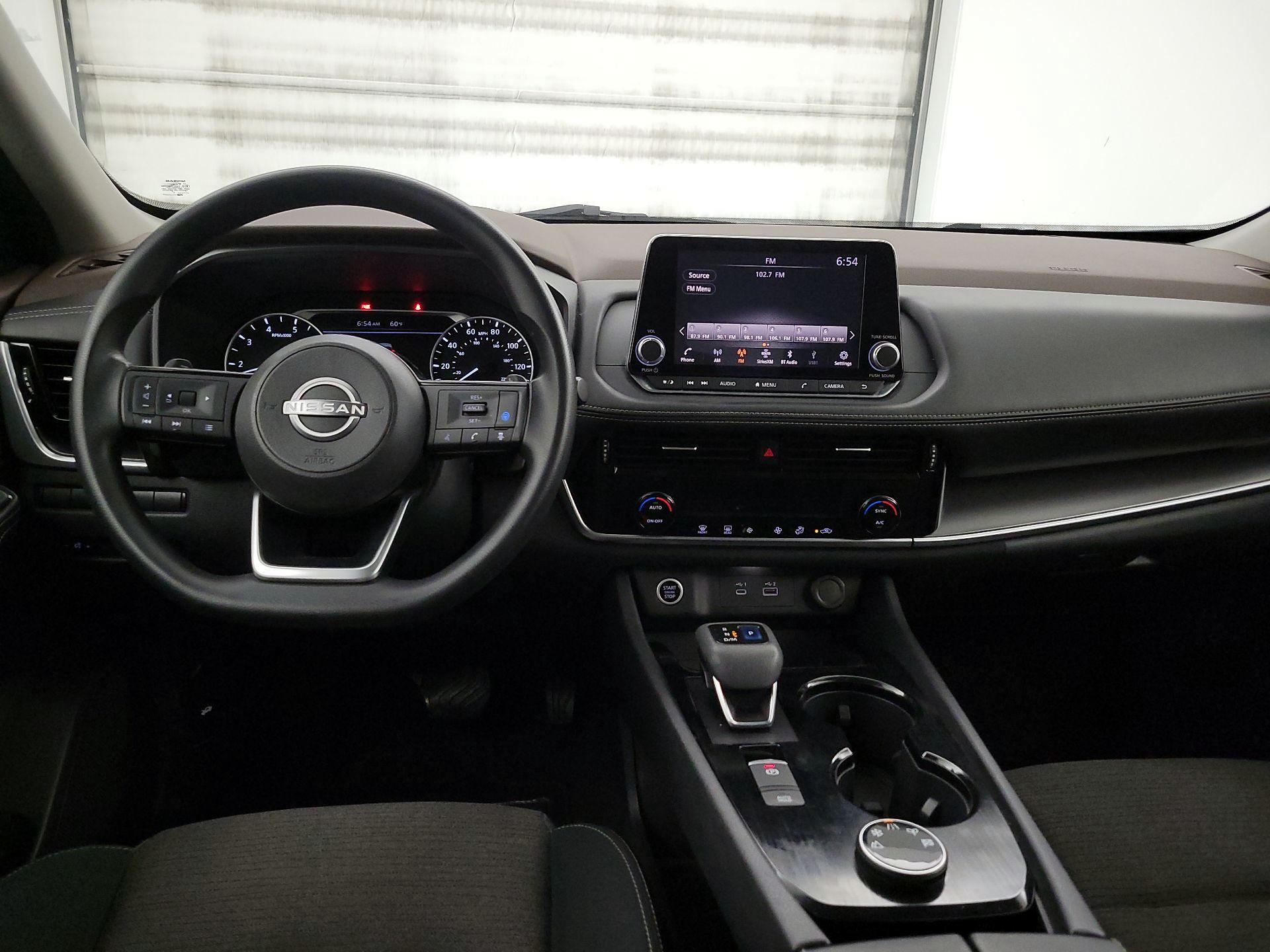 Thumbnail: 2022 Nissan Rogue - 9