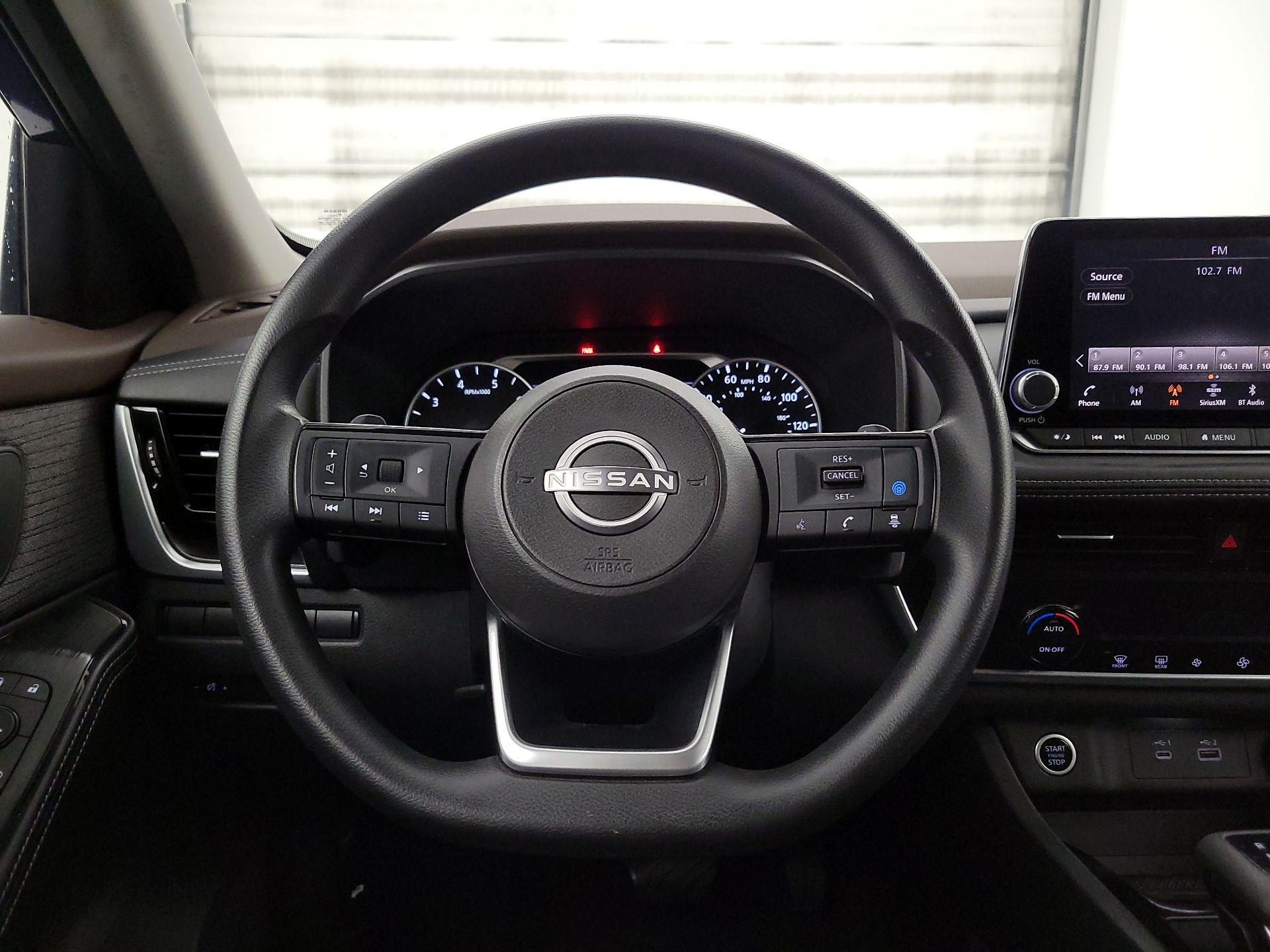 Thumbnail: 2022 Nissan Rogue - 10