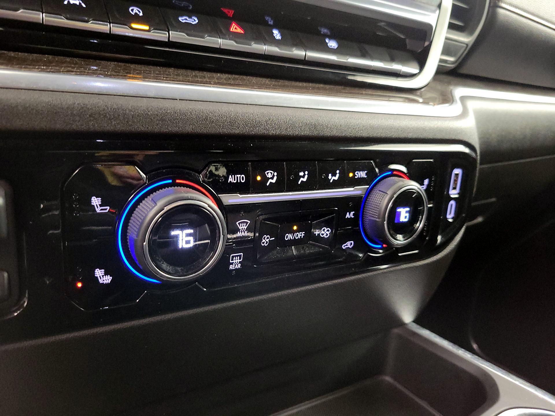 Thumbnail: 2025 Chevrolet Silverado 1500 - 17