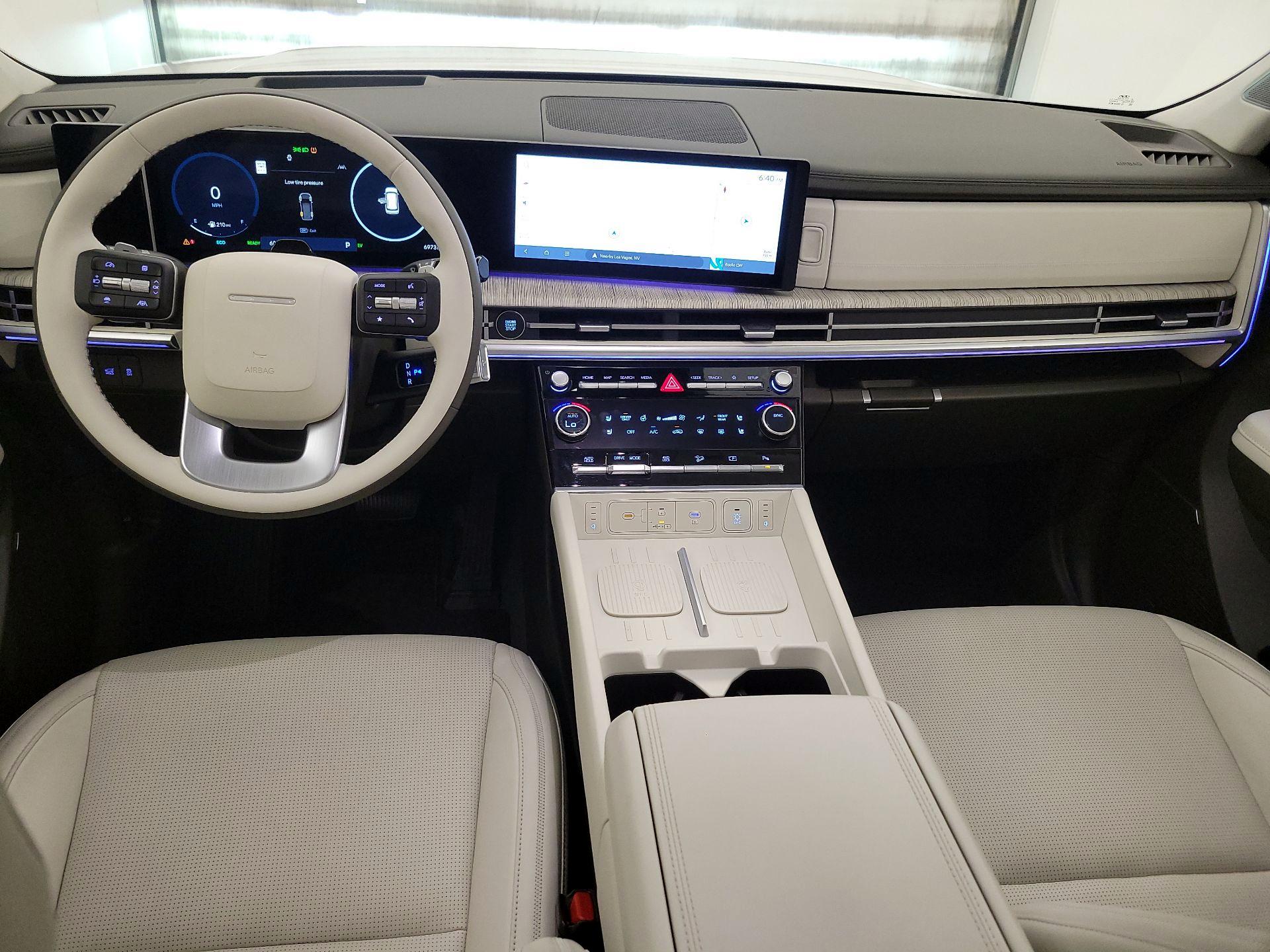 Thumbnail: 2024 Hyundai Santa Fe - 9