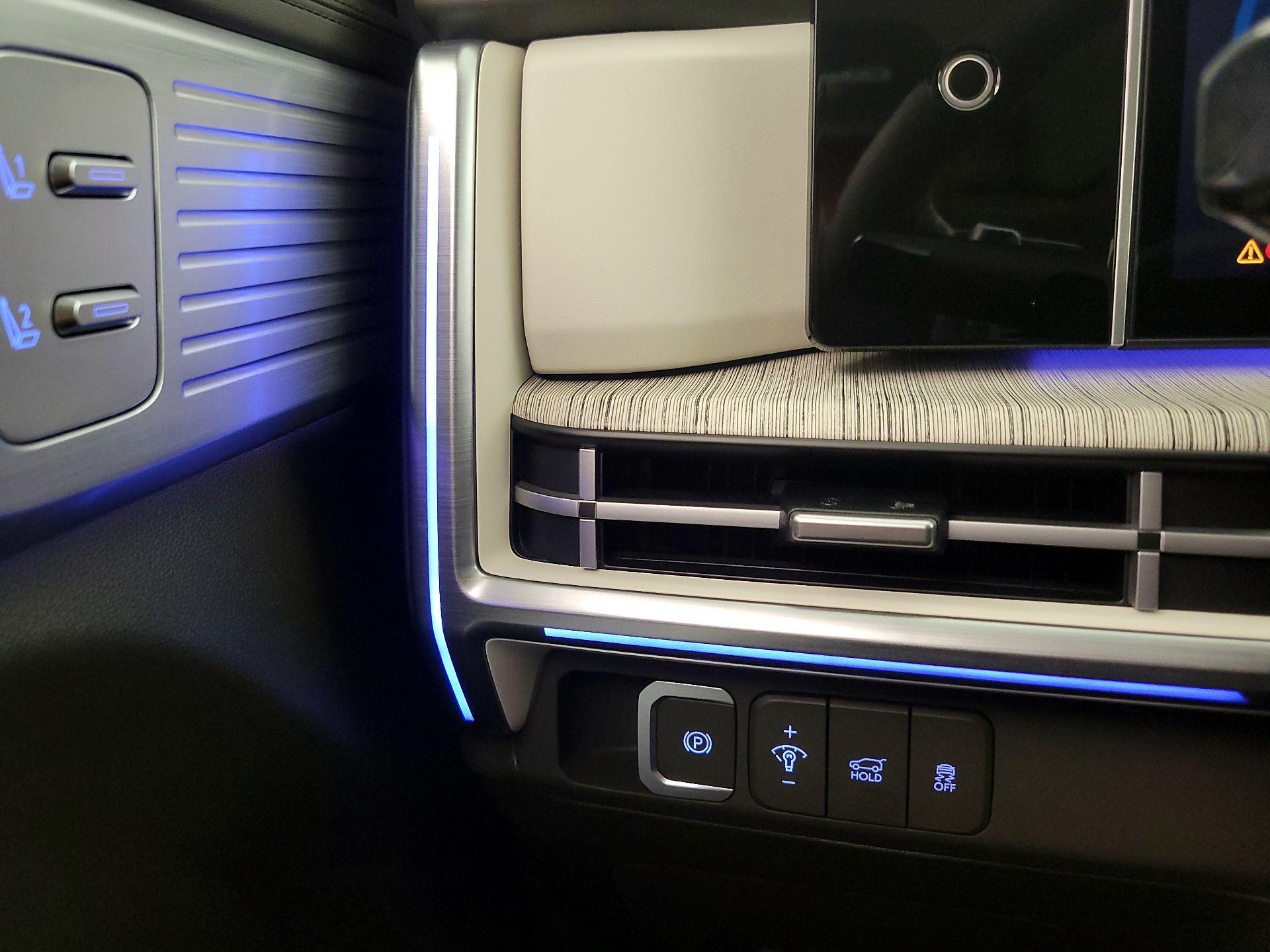 Thumbnail: 2024 Hyundai Santa Fe - 13