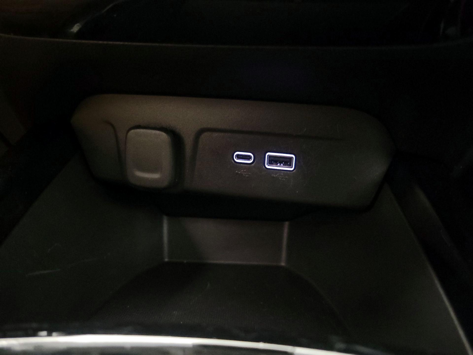 Thumbnail: 2024 Chevrolet Trax - 18