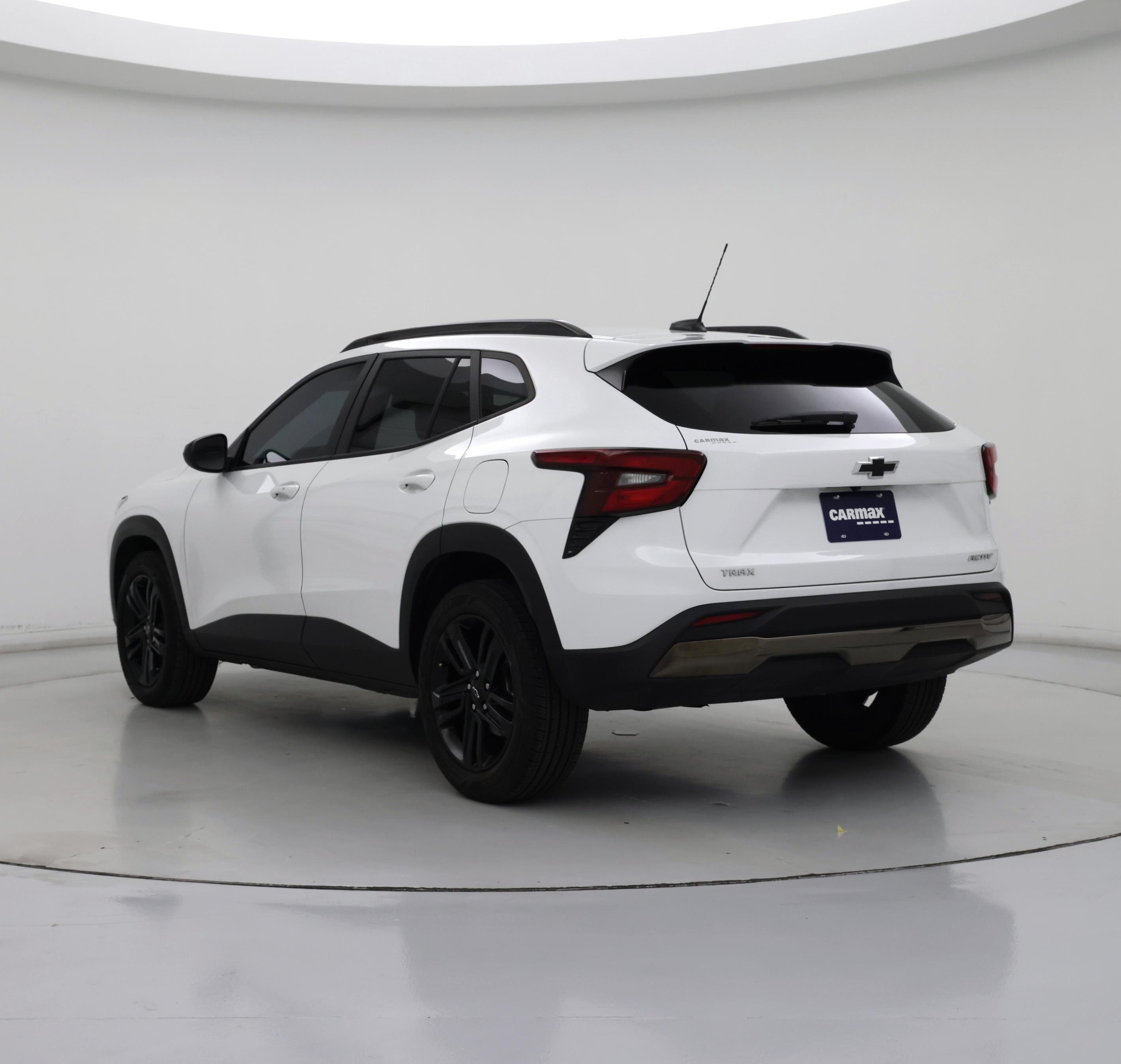 Thumbnail: 2024 Chevrolet Trax - 2