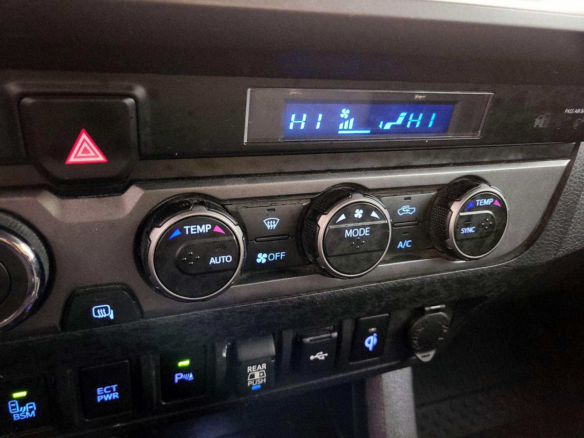 Thumbnail: 2023 Toyota Tacoma - 17