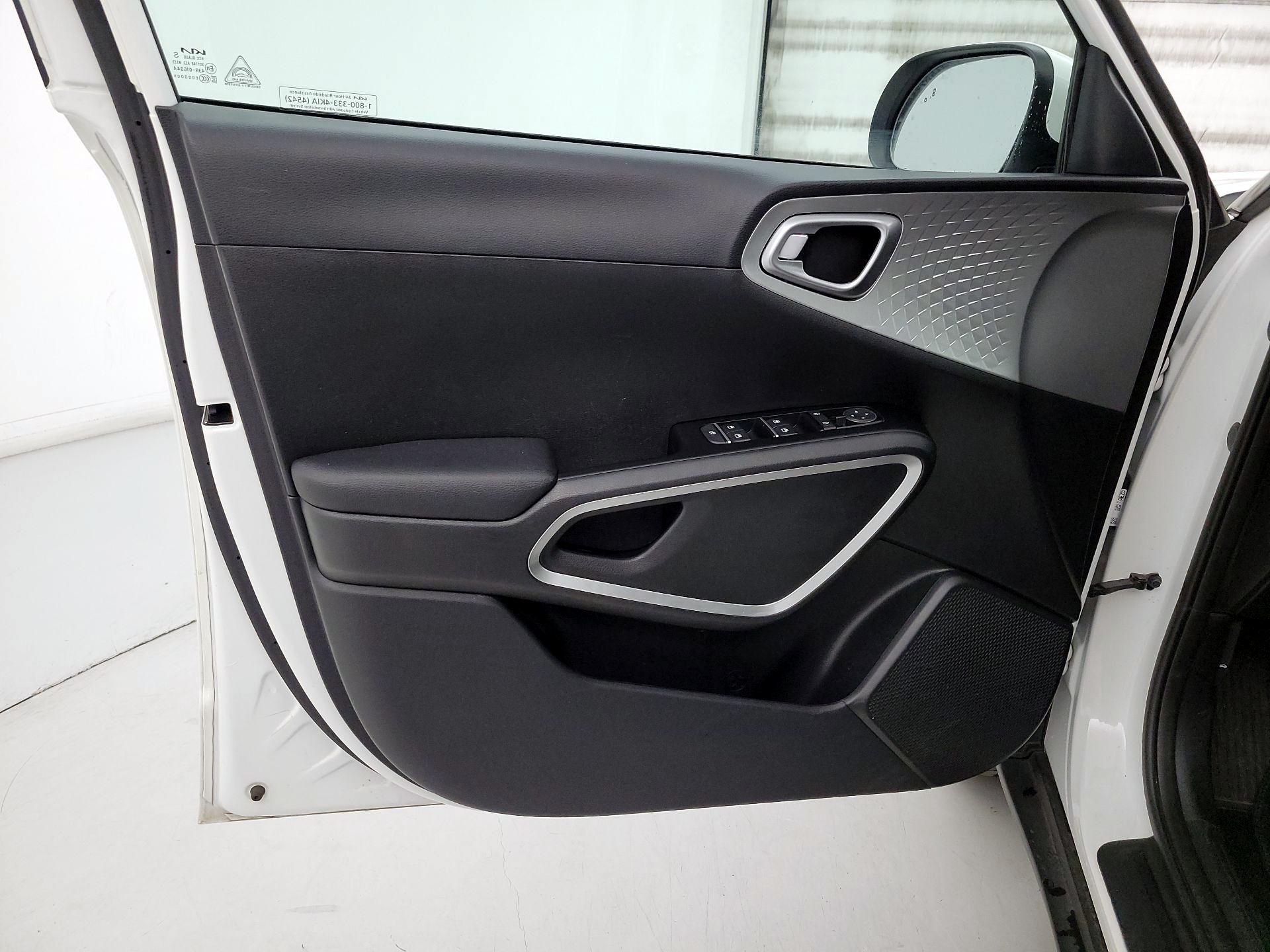 Thumbnail: 2024 Kia Soul - 12