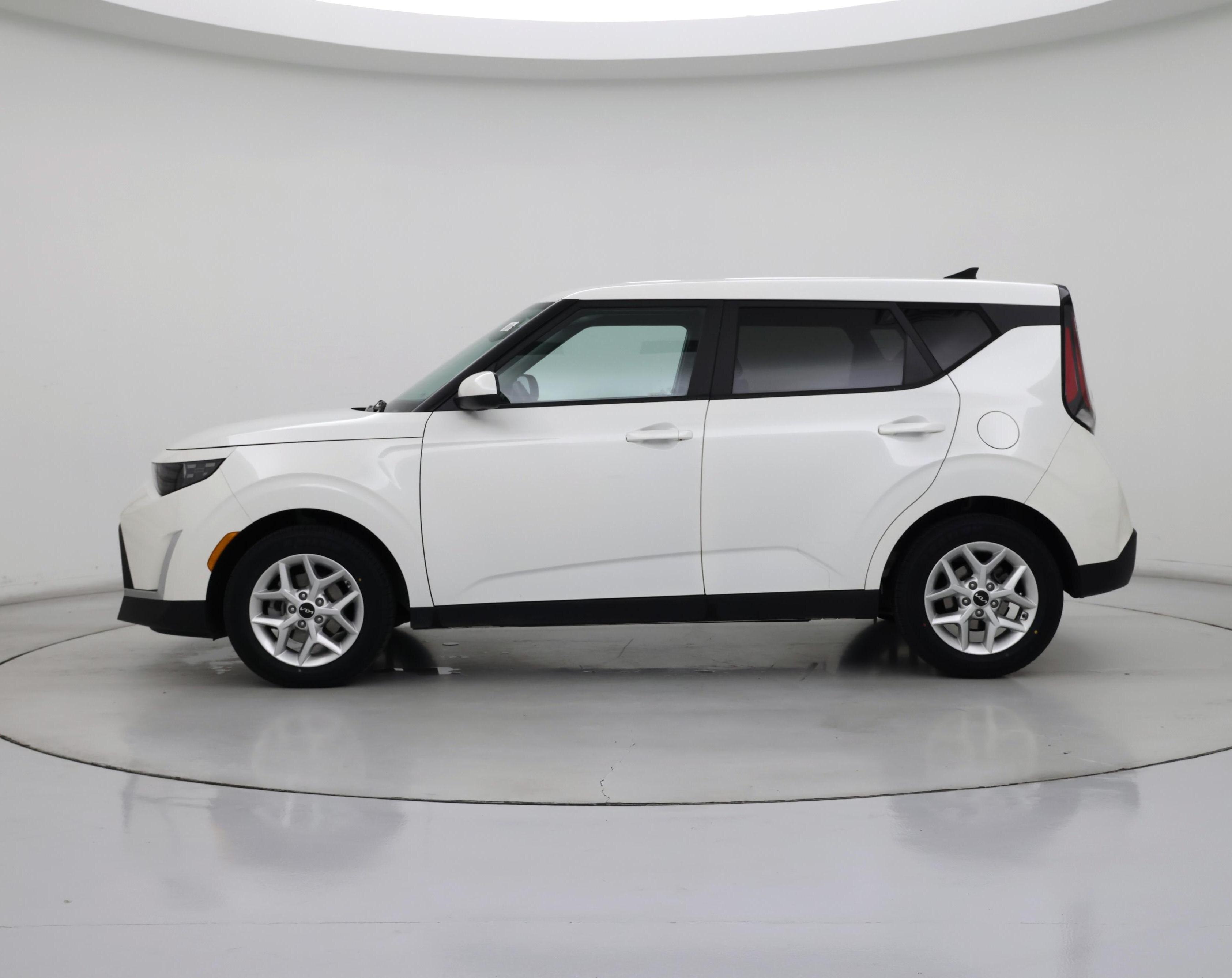 Thumbnail: 2024 Kia Soul - 3