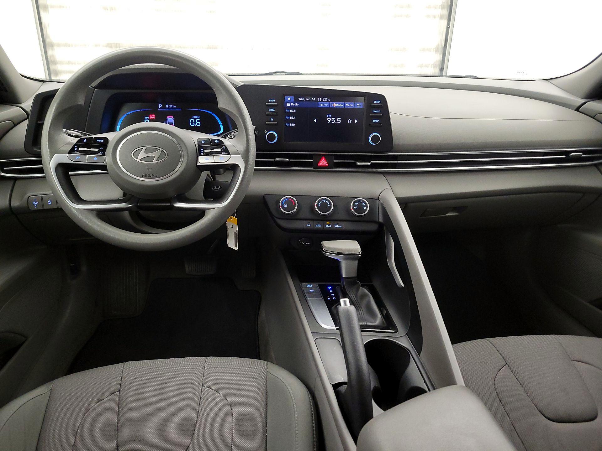 Thumbnail: 2024 Hyundai Elantra - 9