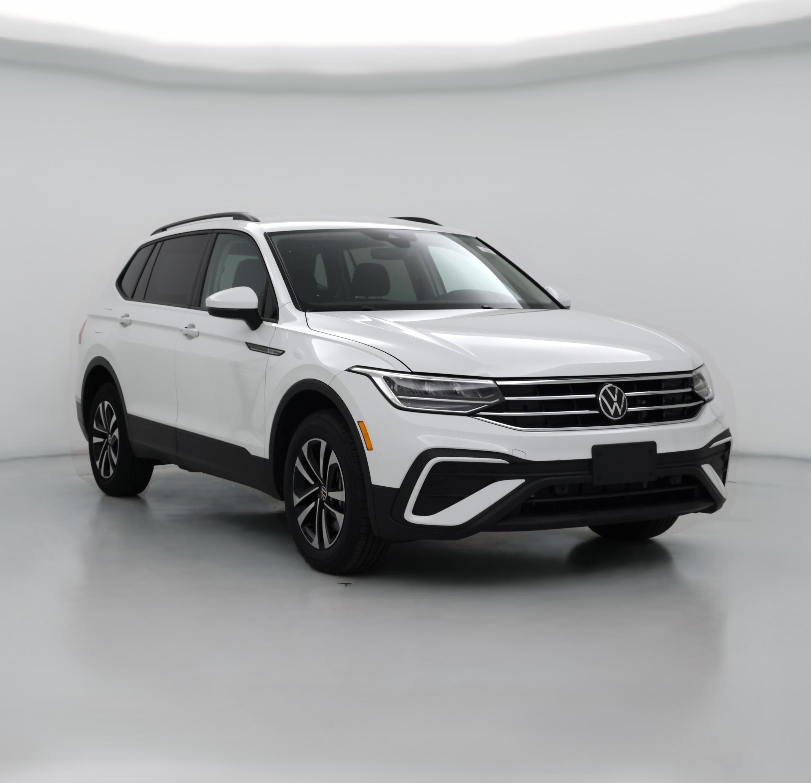 Thumbnail: 2022 Volkswagen Tiguan - 1