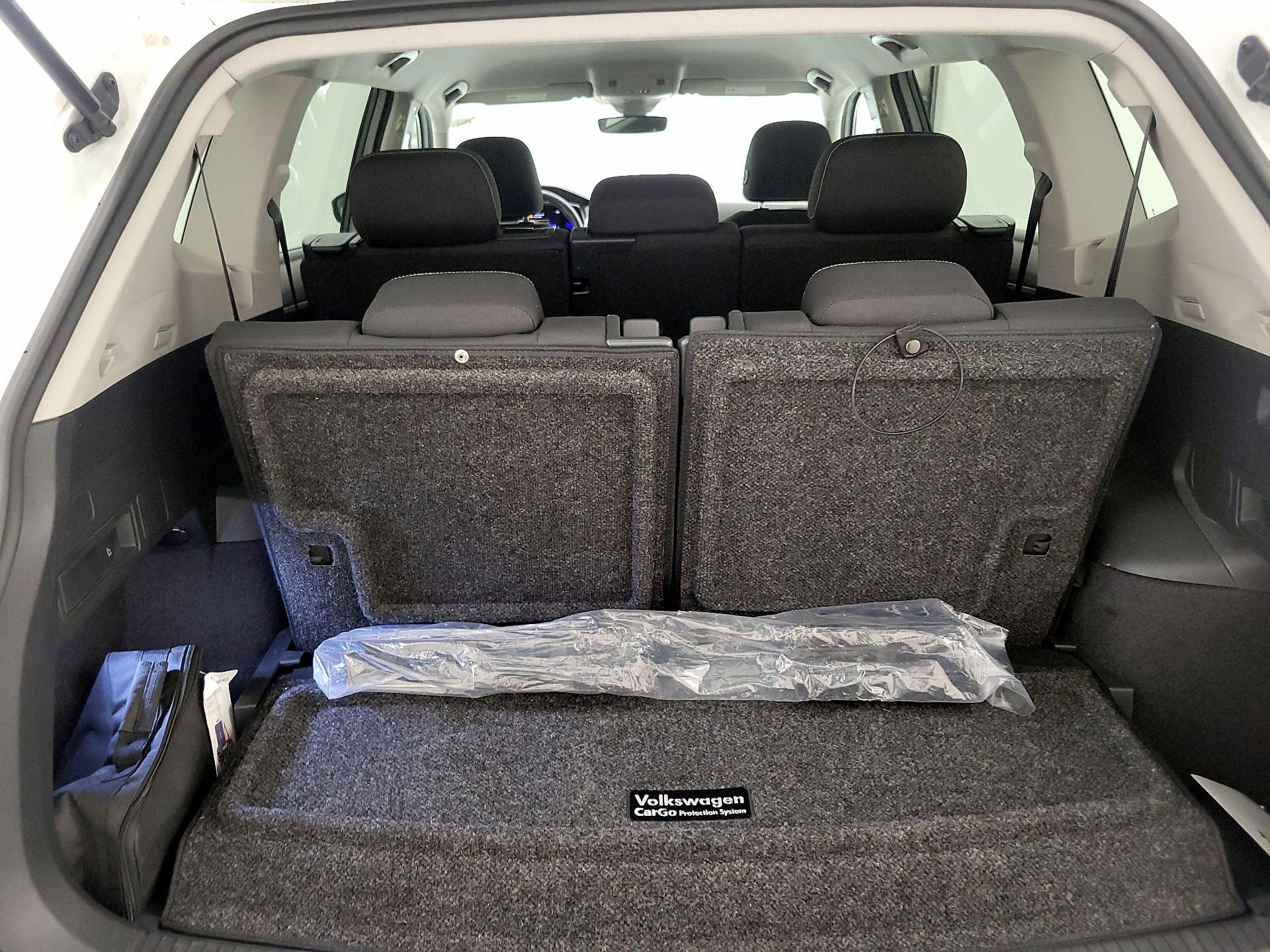 Thumbnail: 2022 Volkswagen Tiguan - 20