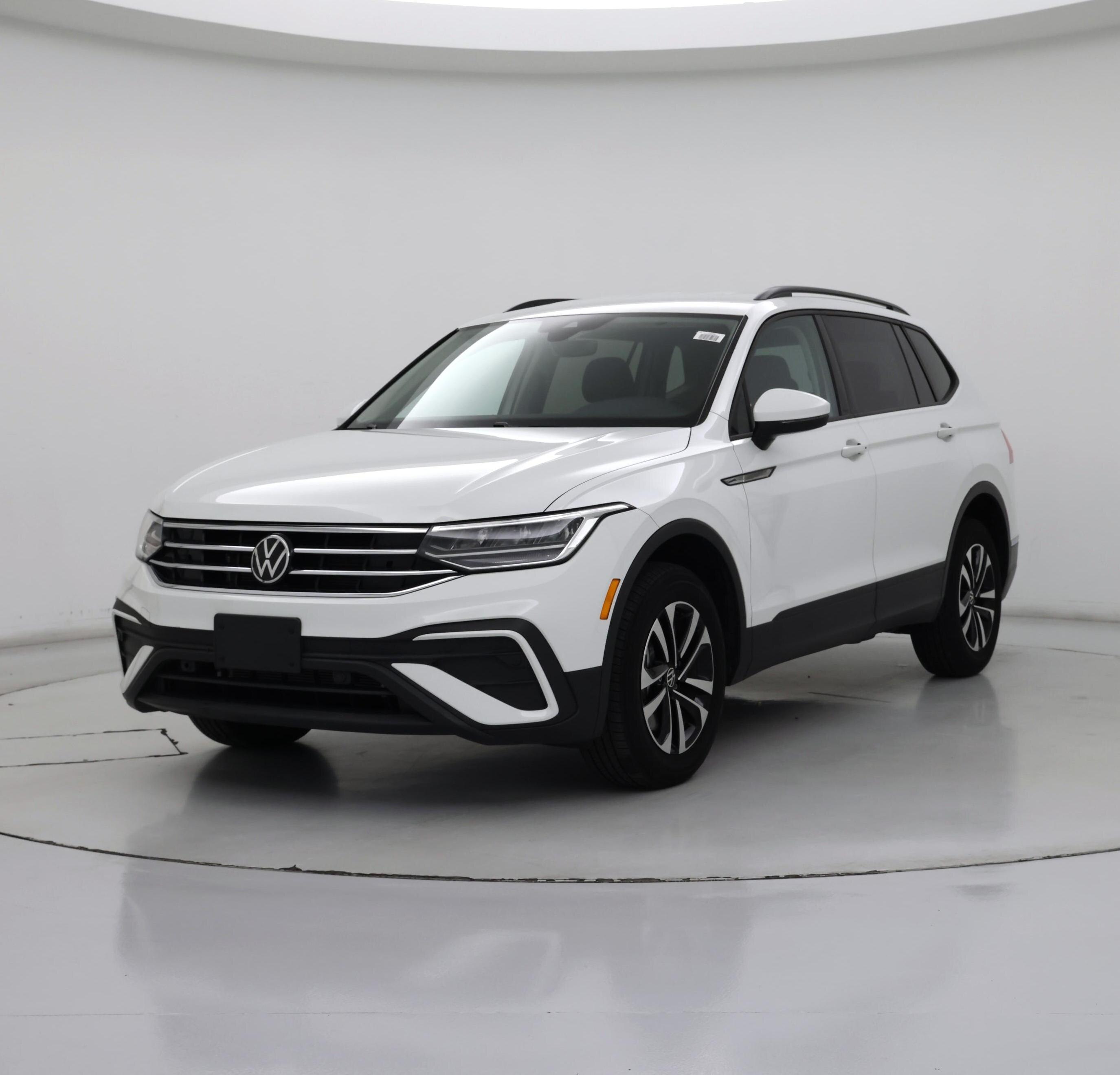 Thumbnail: 2022 Volkswagen Tiguan - 4