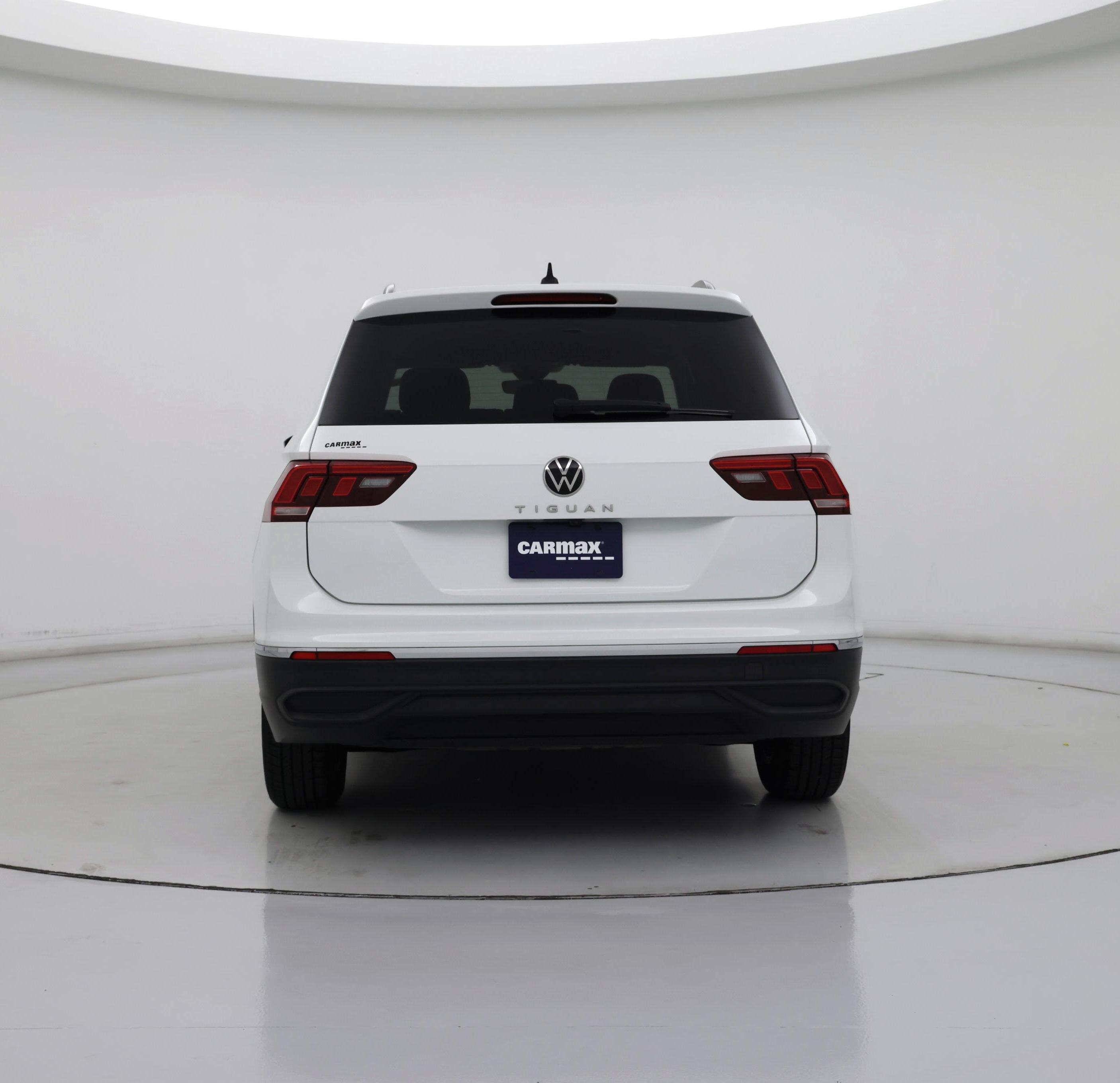 Thumbnail: 2022 Volkswagen Tiguan - 6