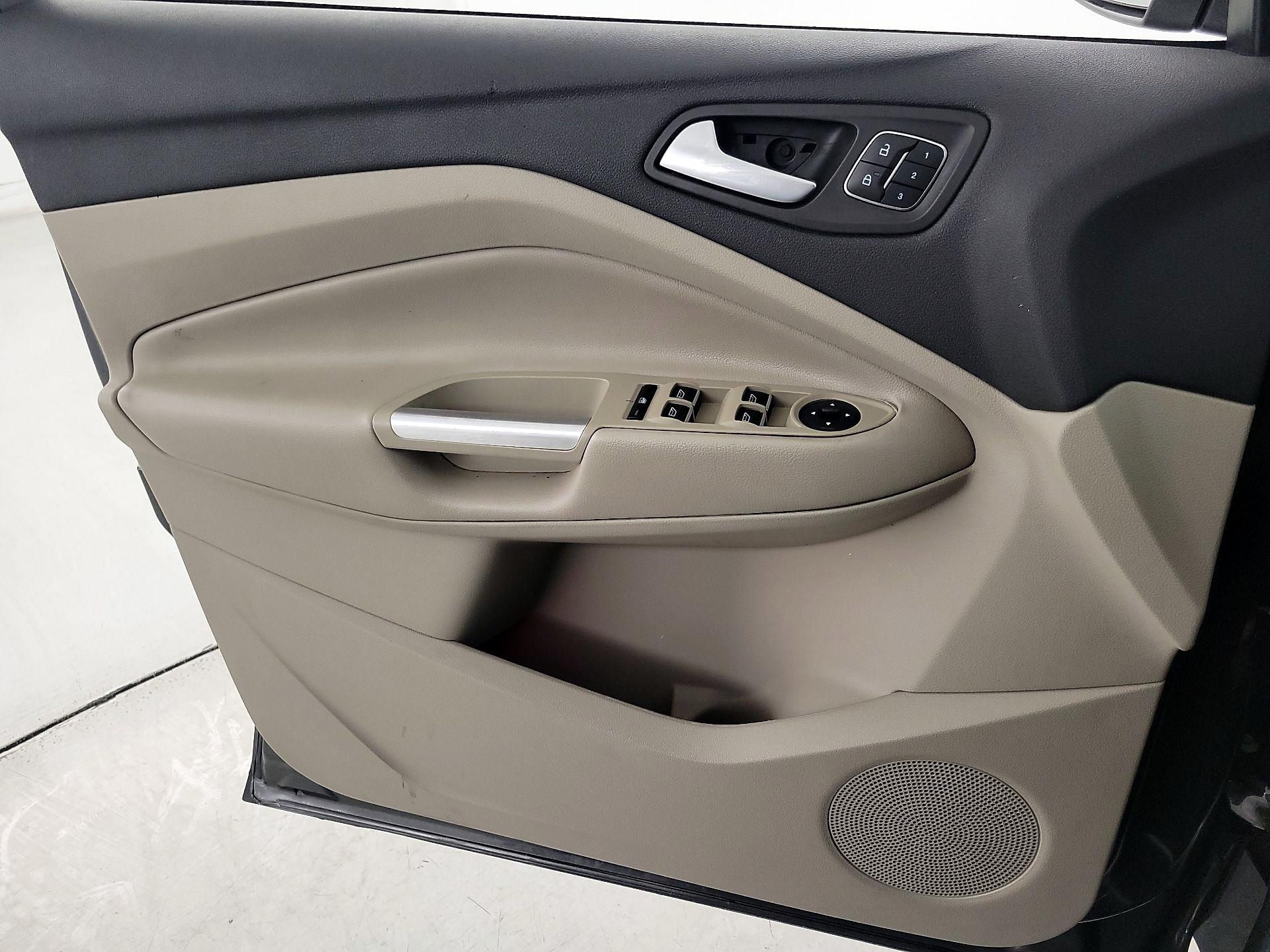 Thumbnail: 2019 Ford Escape - 12