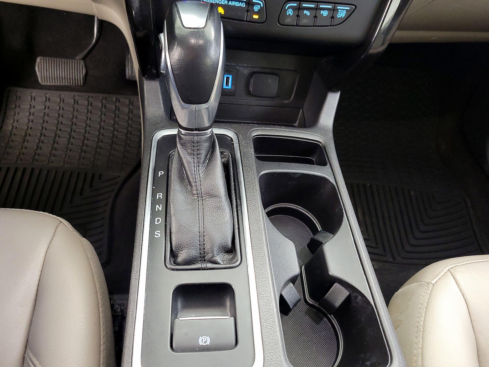 Thumbnail: 2019 Ford Escape - 18