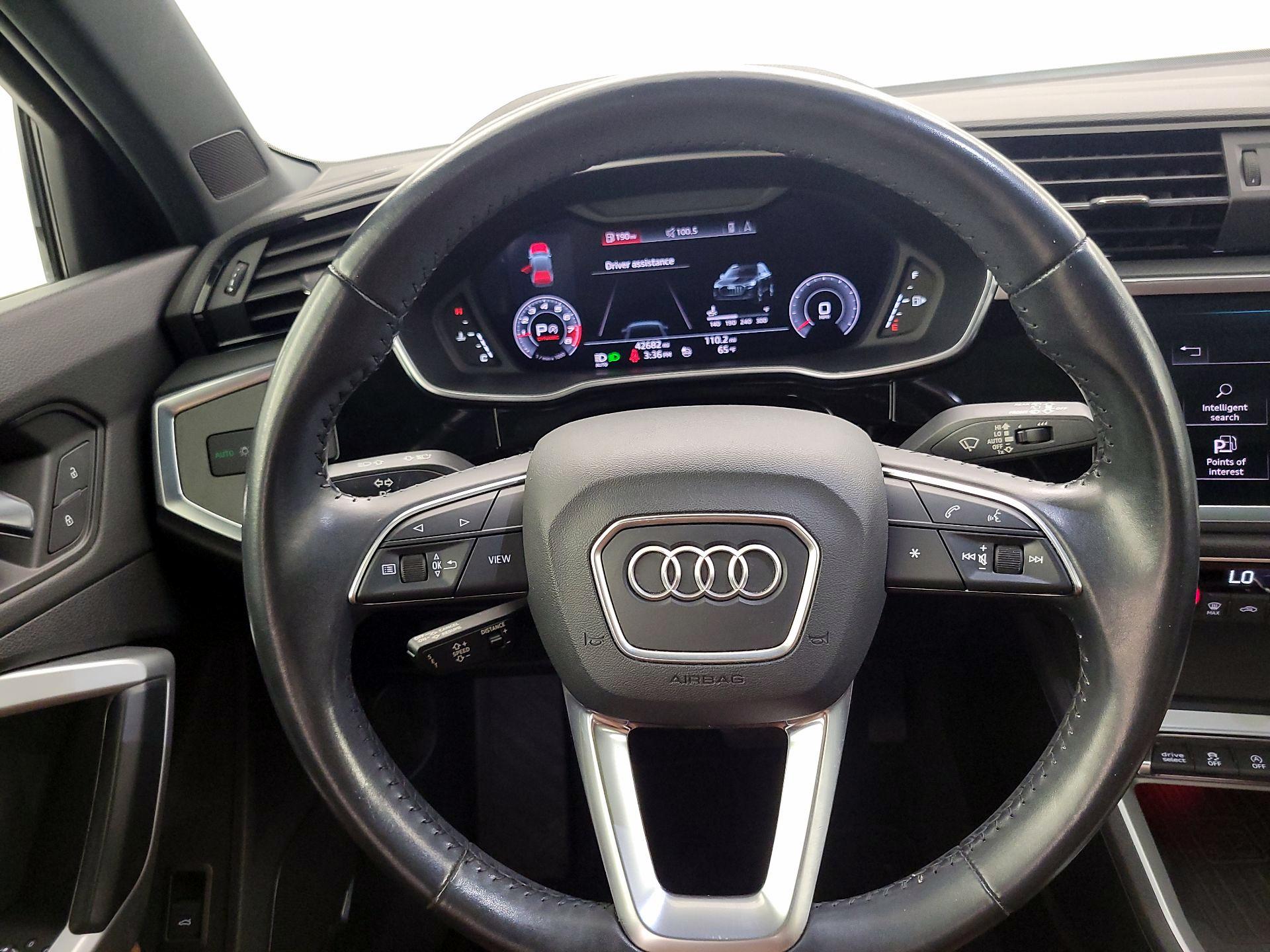 Thumbnail: 2020 Audi Q3 - 10