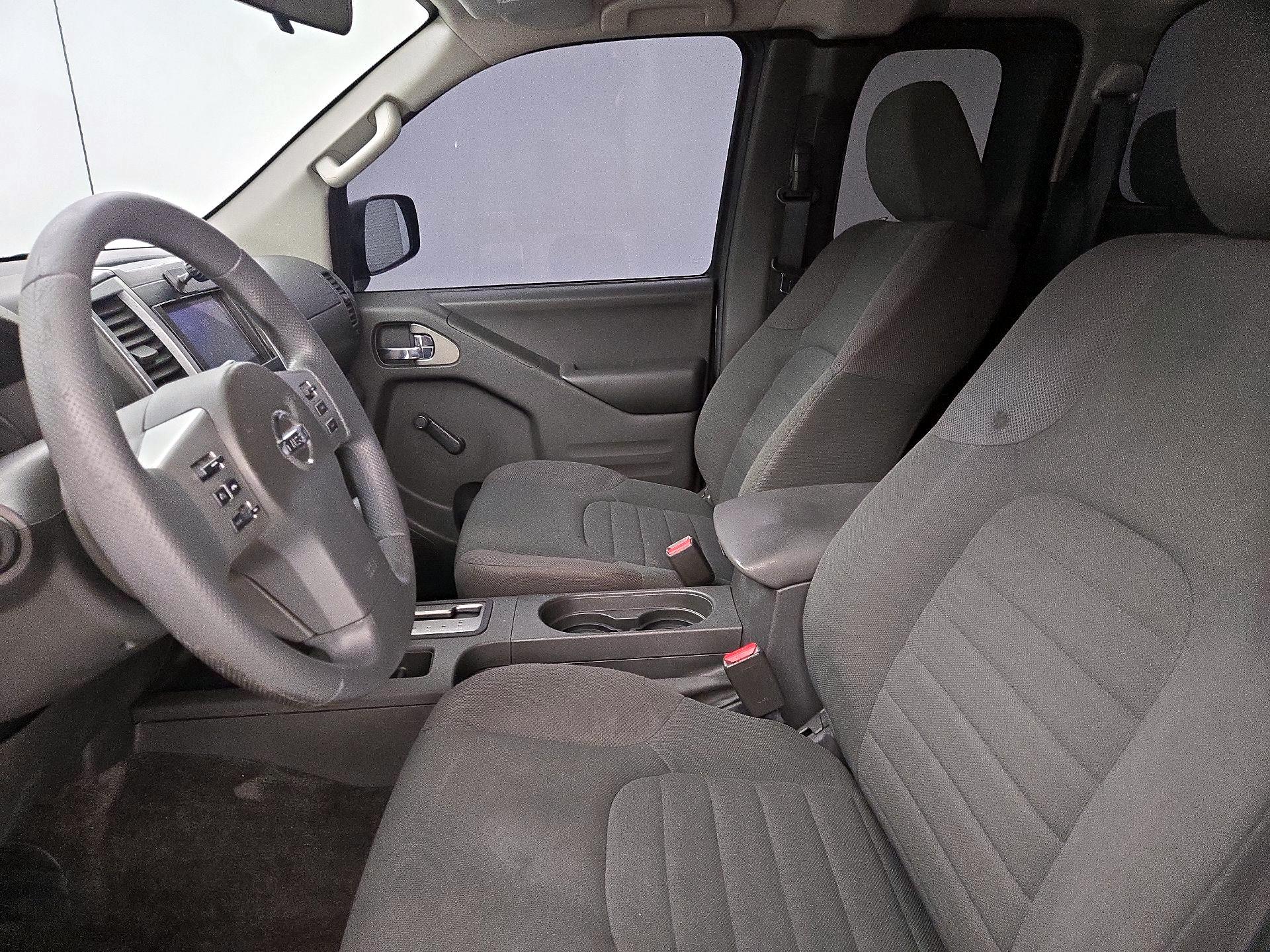 Thumbnail: 2016 Nissan Frontier - 9