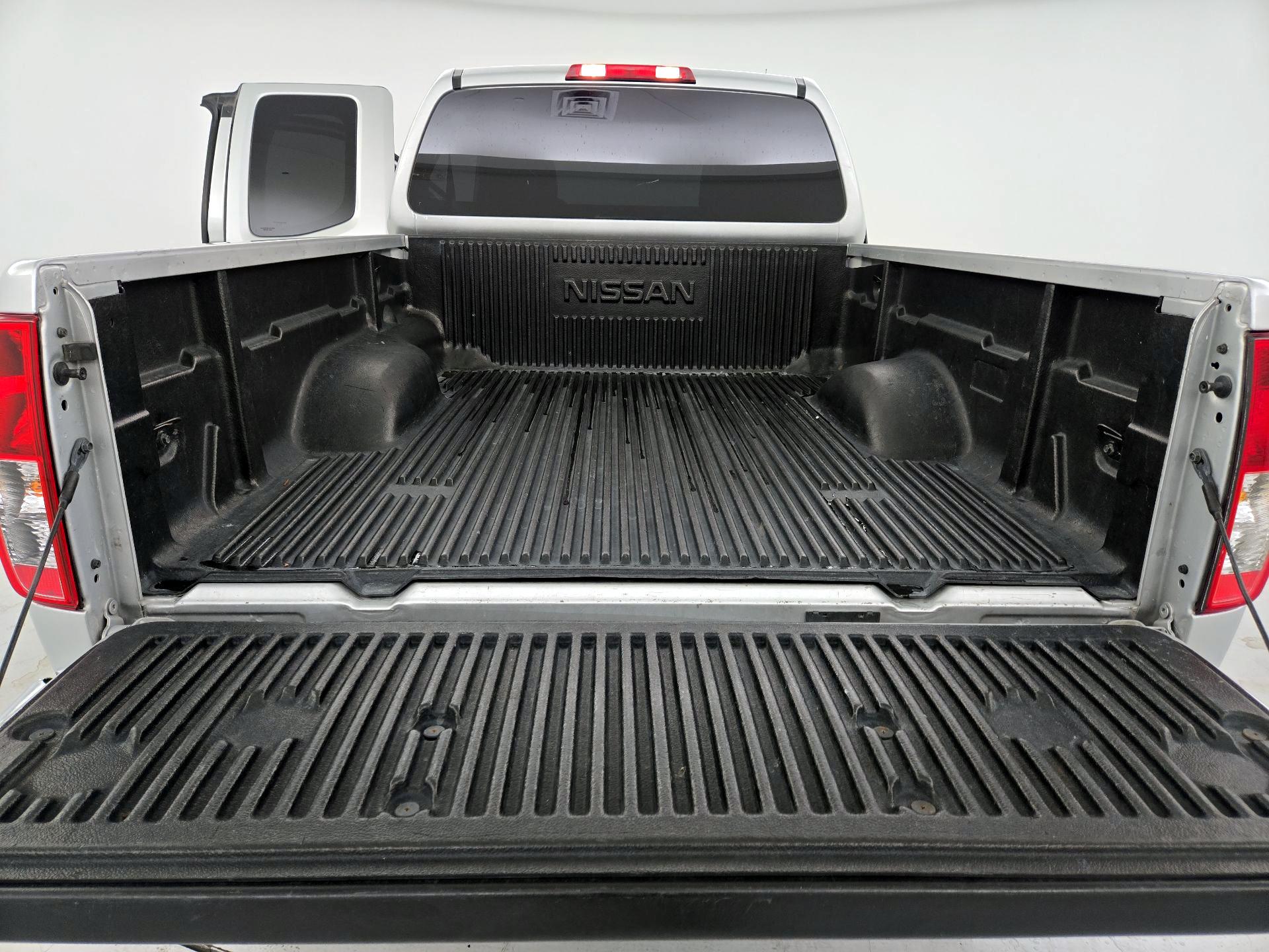 Thumbnail: 2016 Nissan Frontier - 16