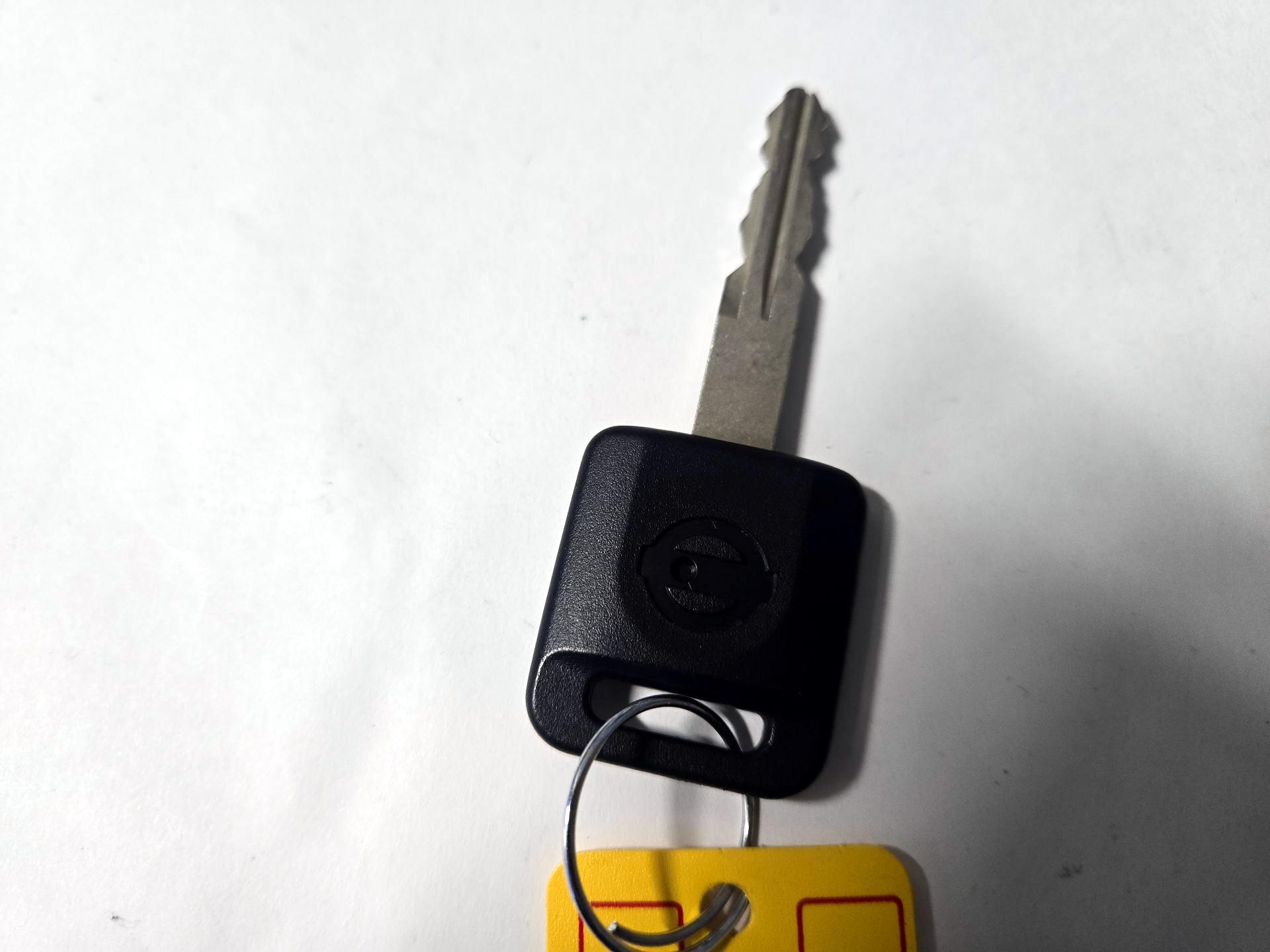 Thumbnail: 2016 Nissan Frontier - 18