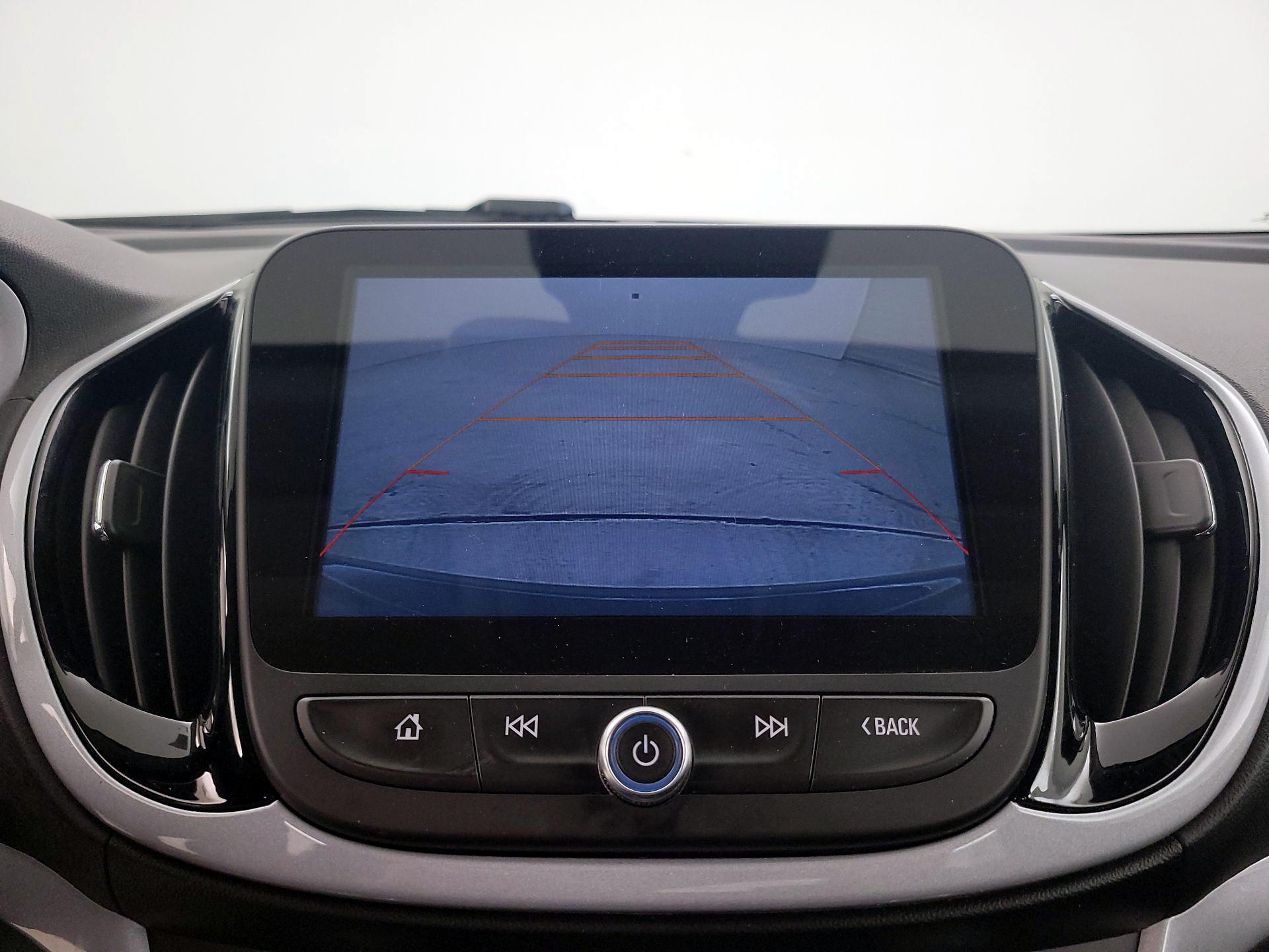 Thumbnail: 2017 Chevrolet Volt - 14