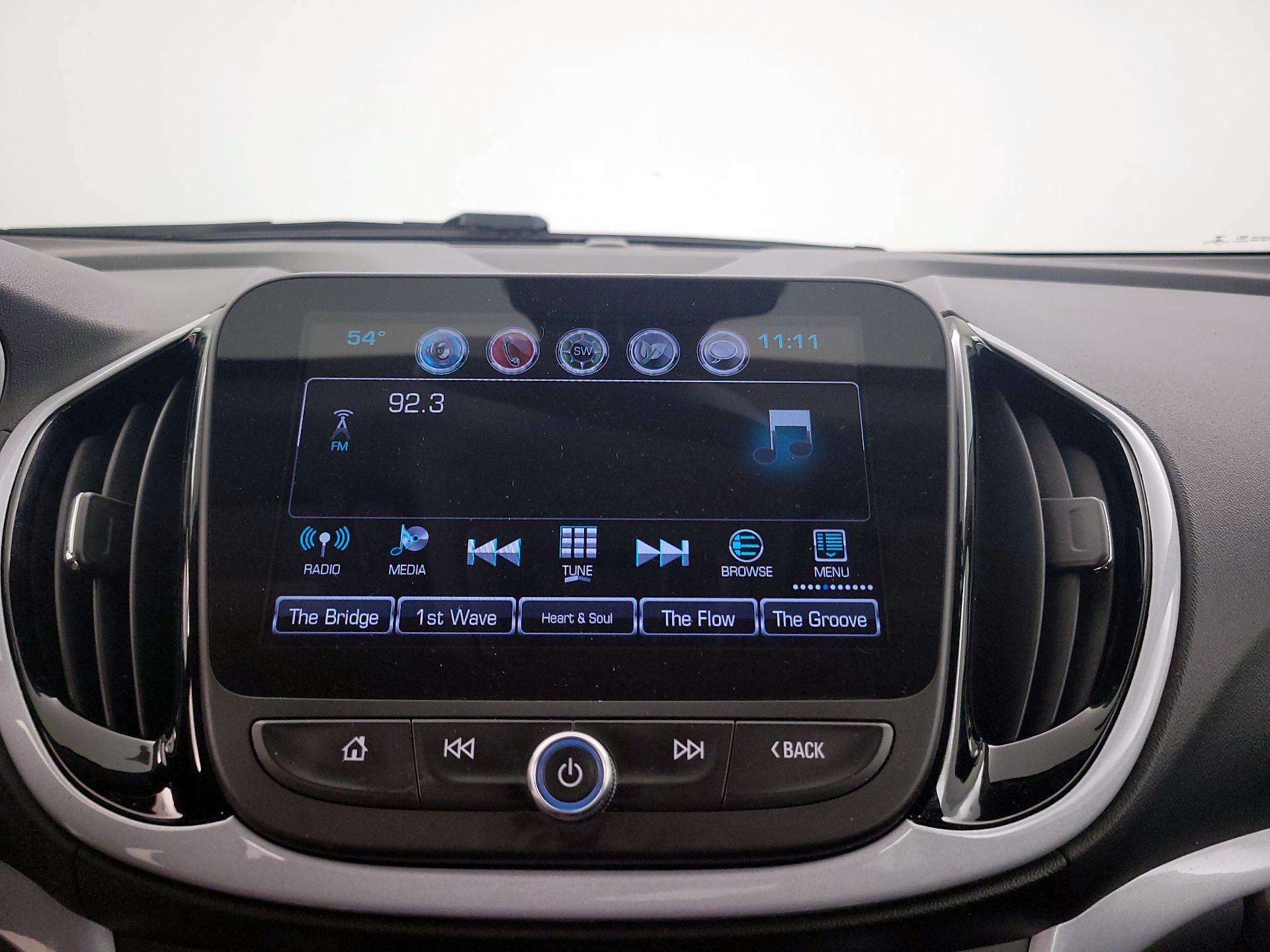 Thumbnail: 2017 Chevrolet Volt - 15