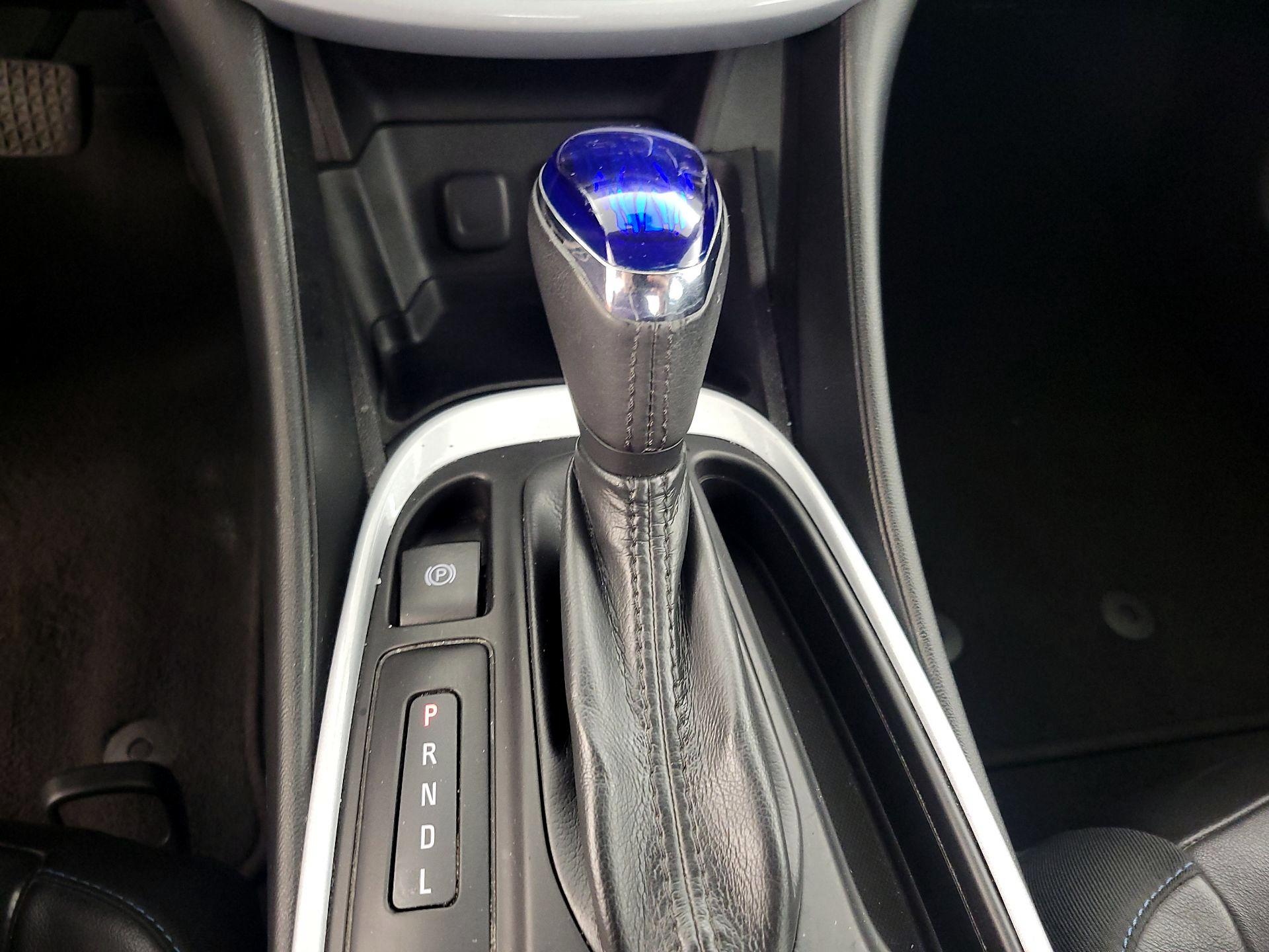 Thumbnail: 2017 Chevrolet Volt - 17