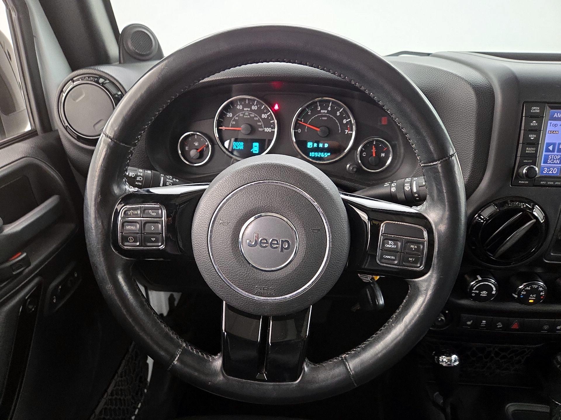 Thumbnail: 2014 Jeep Wrangler - 10