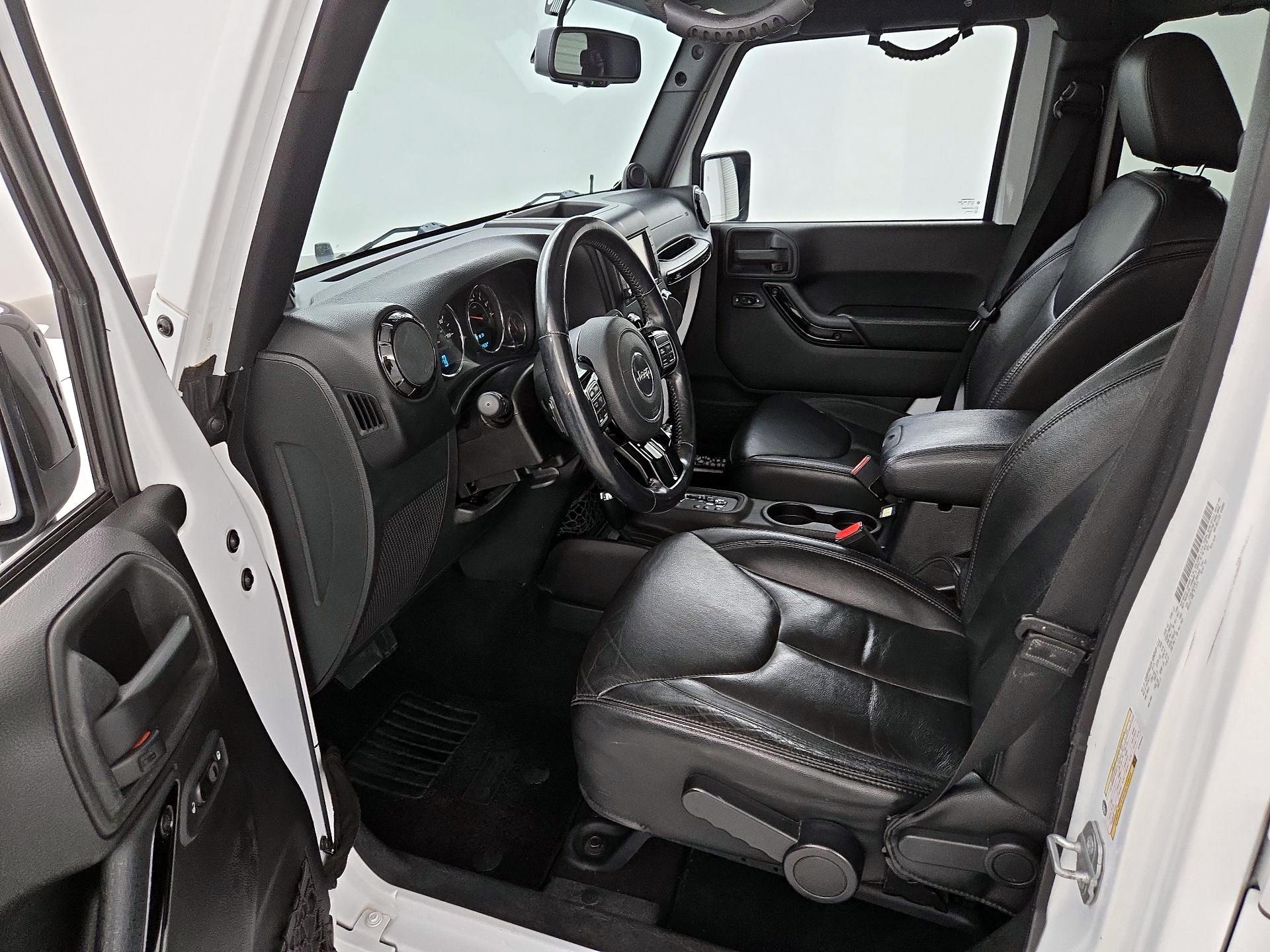 Thumbnail: 2014 Jeep Wrangler - 11