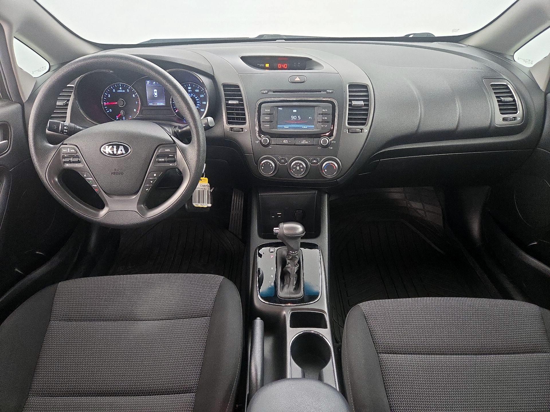 Thumbnail: 2018 Kia Forte - 9