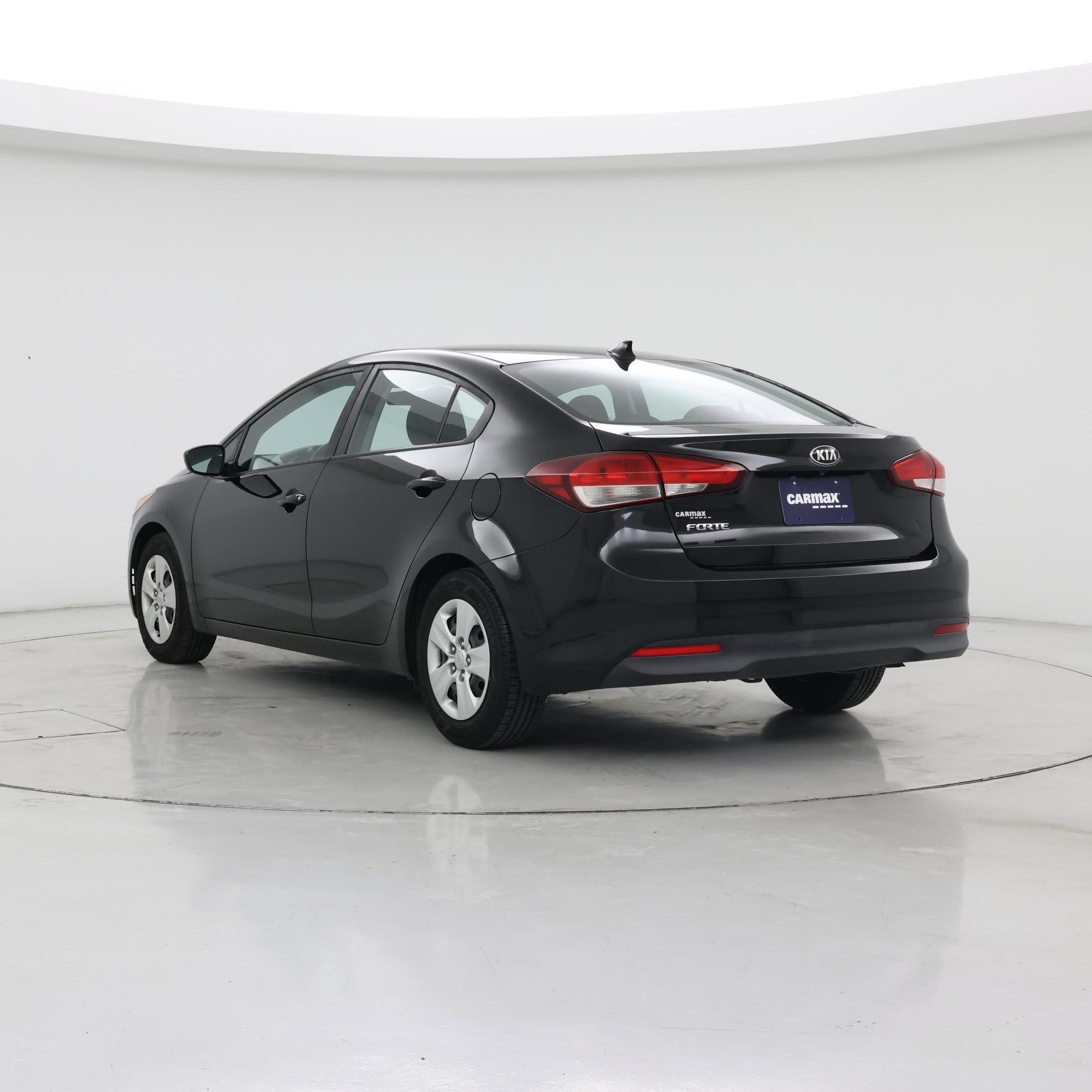 Thumbnail: 2018 Kia Forte - 2