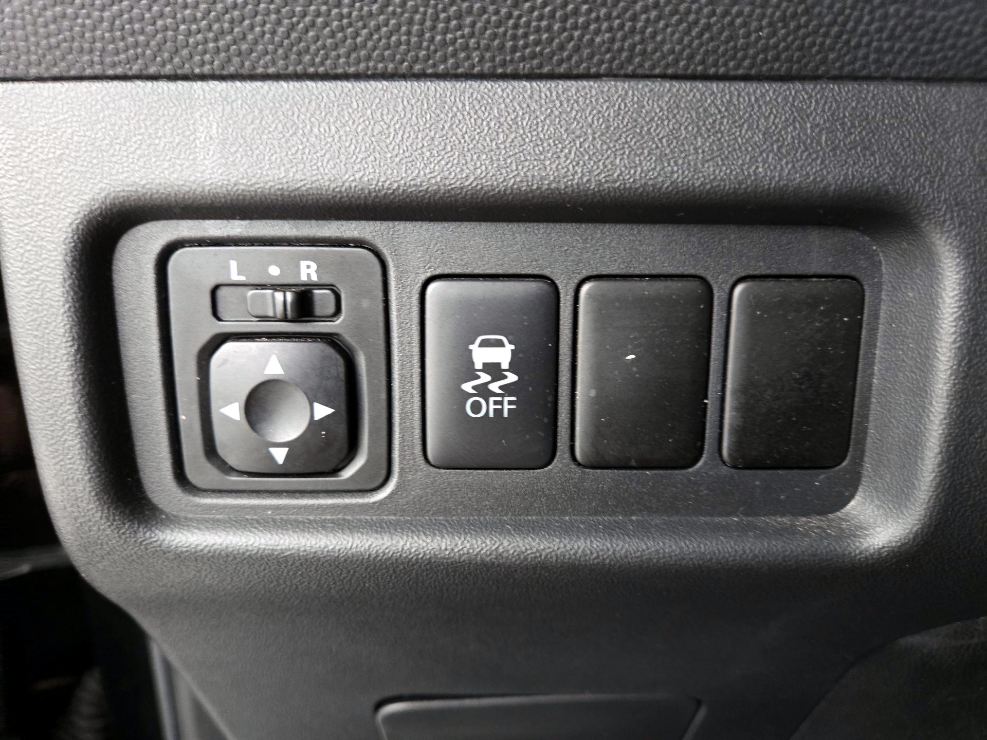 Thumbnail: 2019 Mitsubishi Mirage - 13