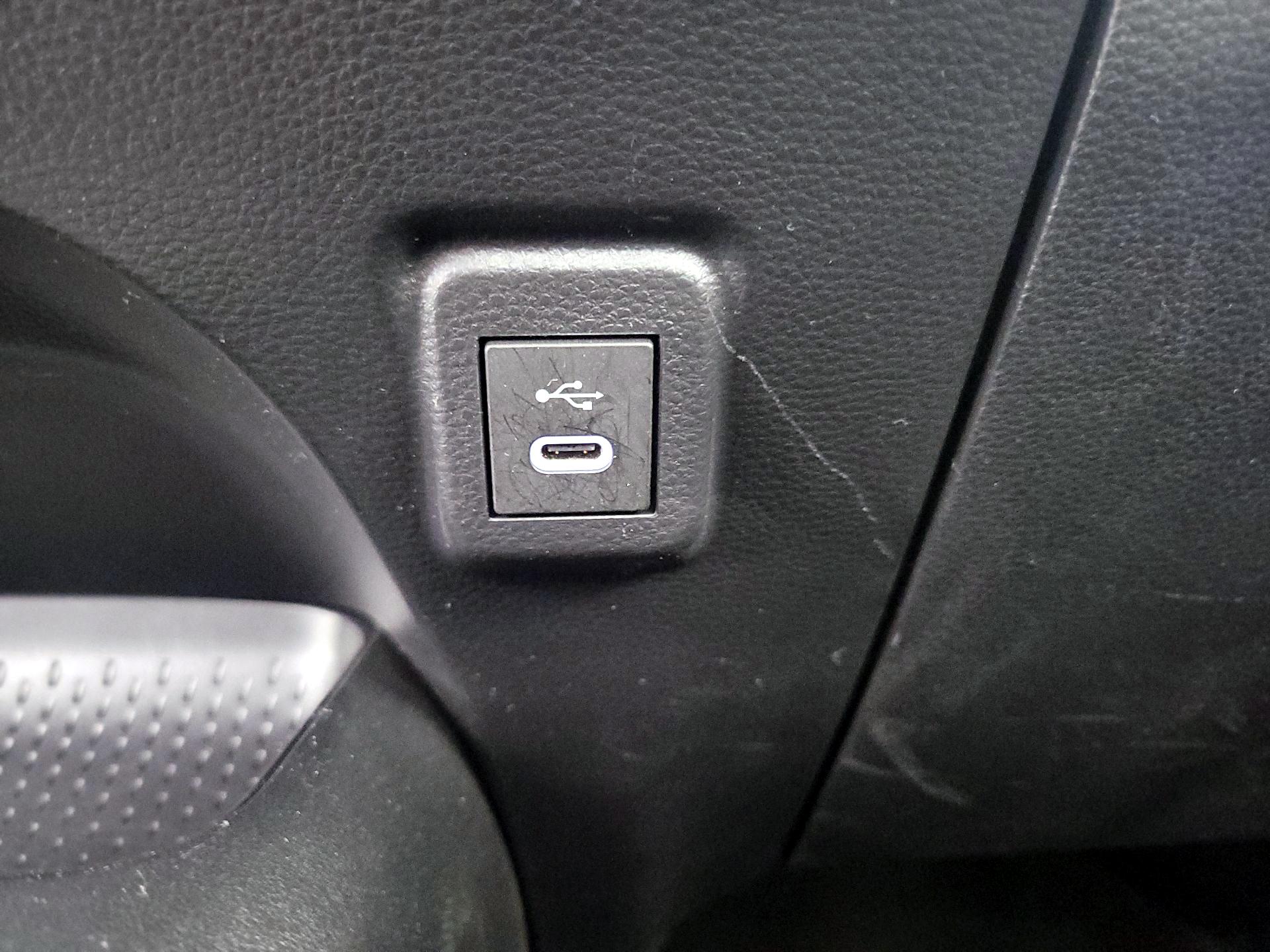 Thumbnail: 2023 Toyota Corolla - 18