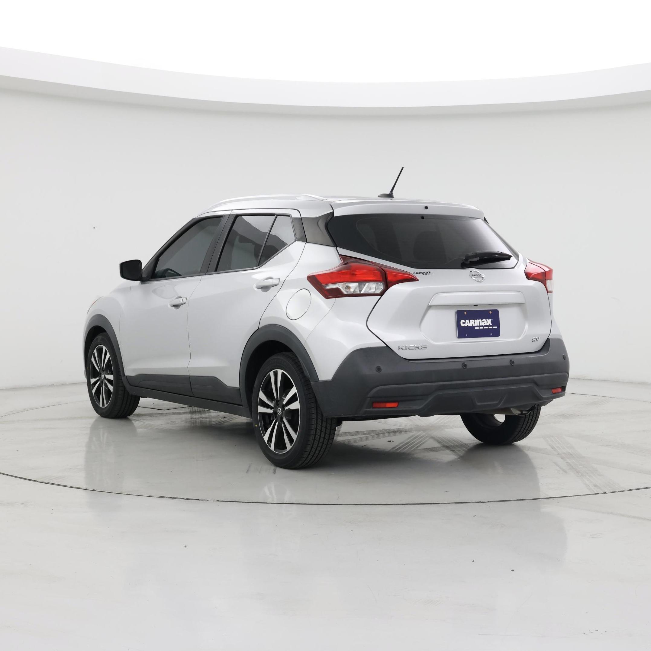 Thumbnail: 2020 Nissan Kicks - 2