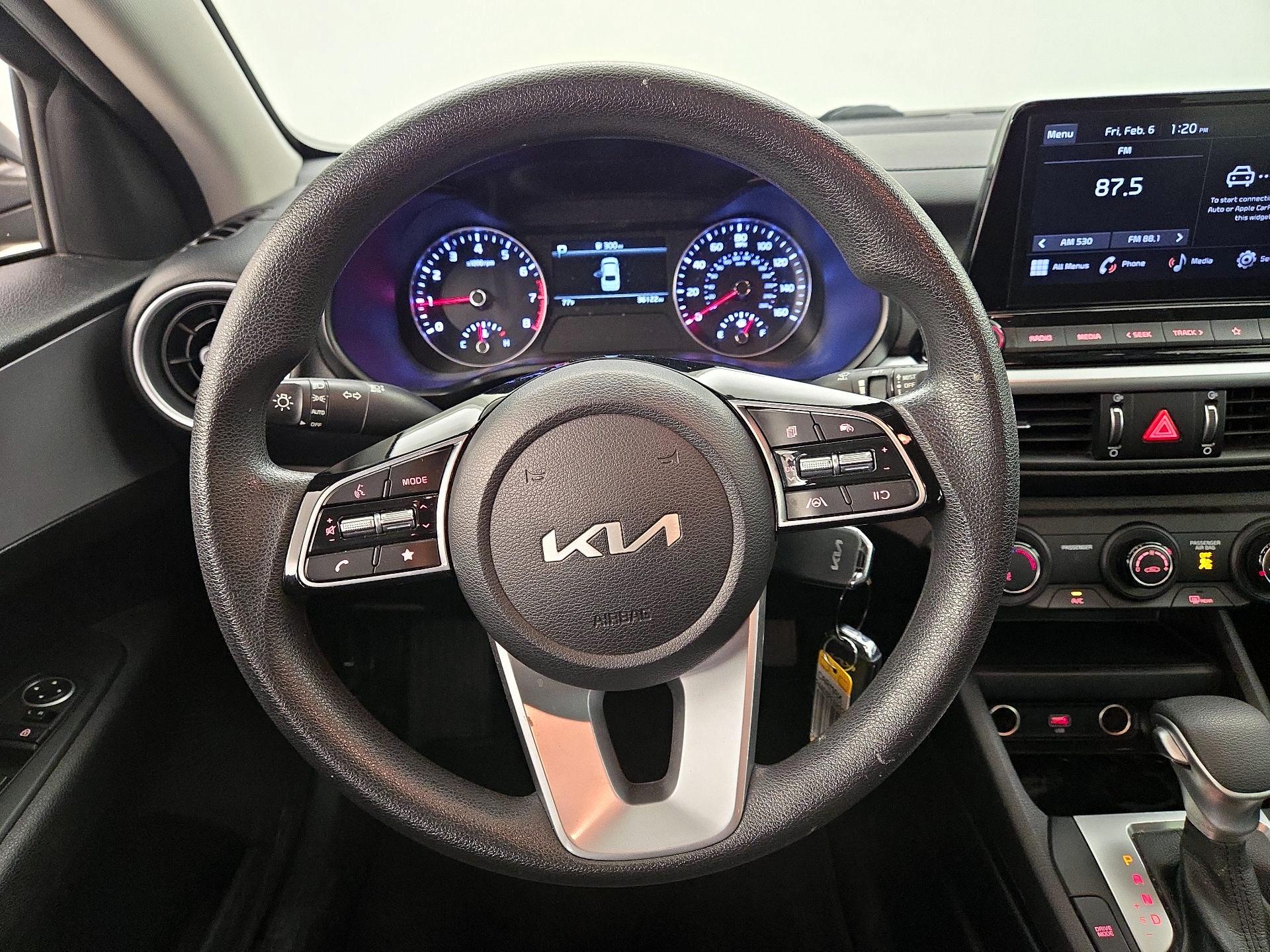 Thumbnail: 2023 Kia Forte - 10