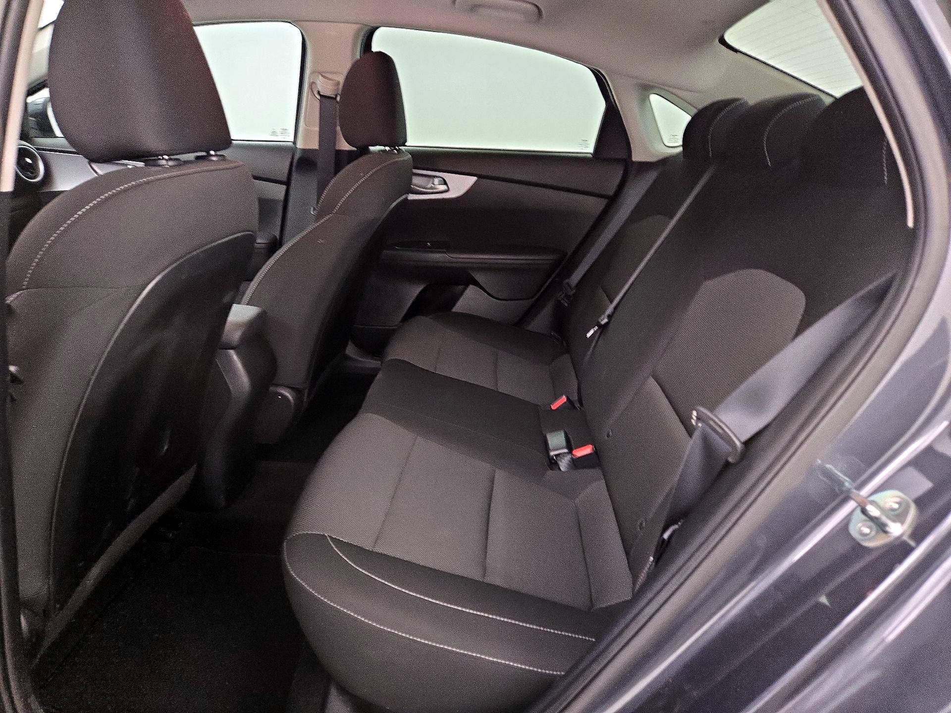 Thumbnail: 2023 Kia Forte - 19