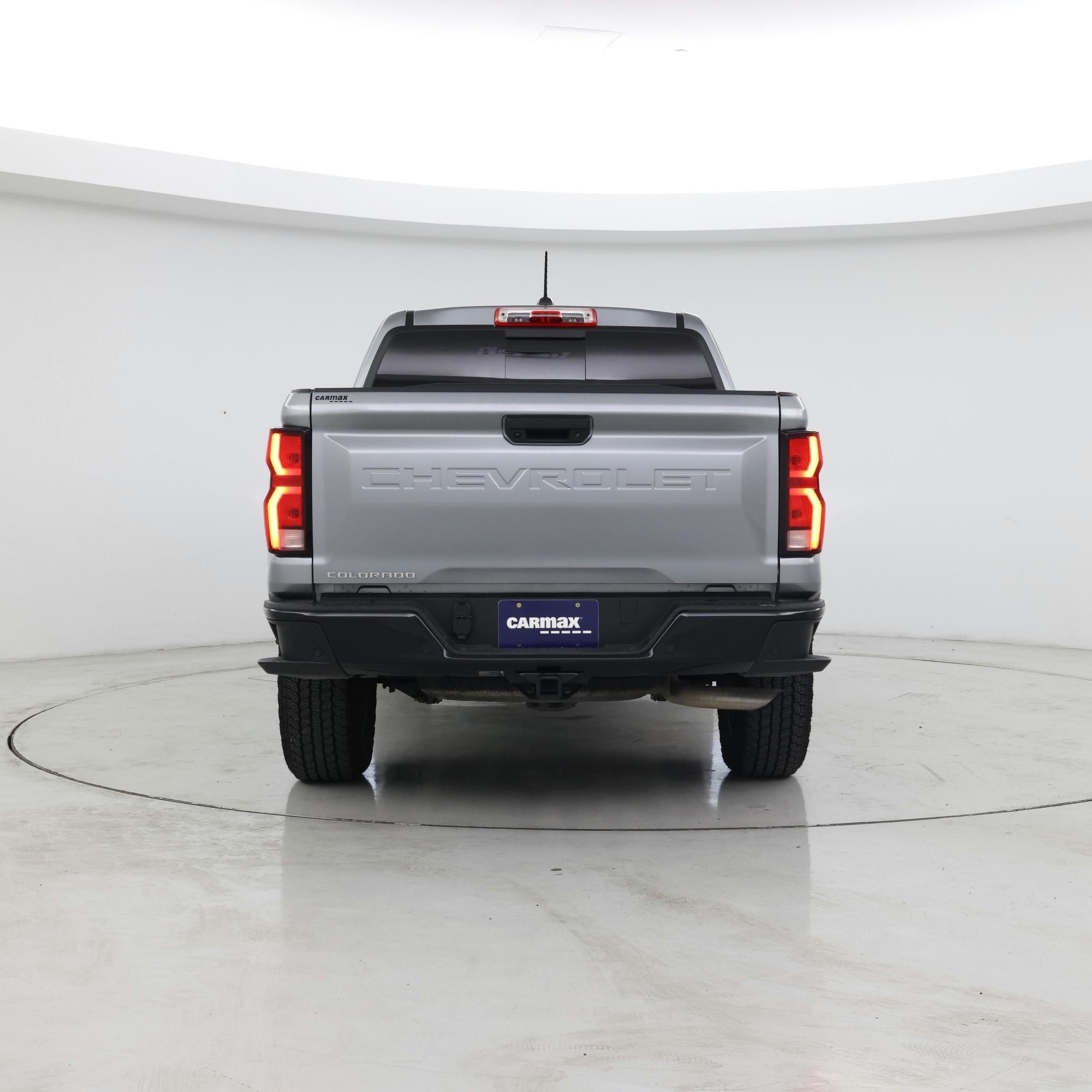 Thumbnail: 2023 Chevrolet Colorado - 6