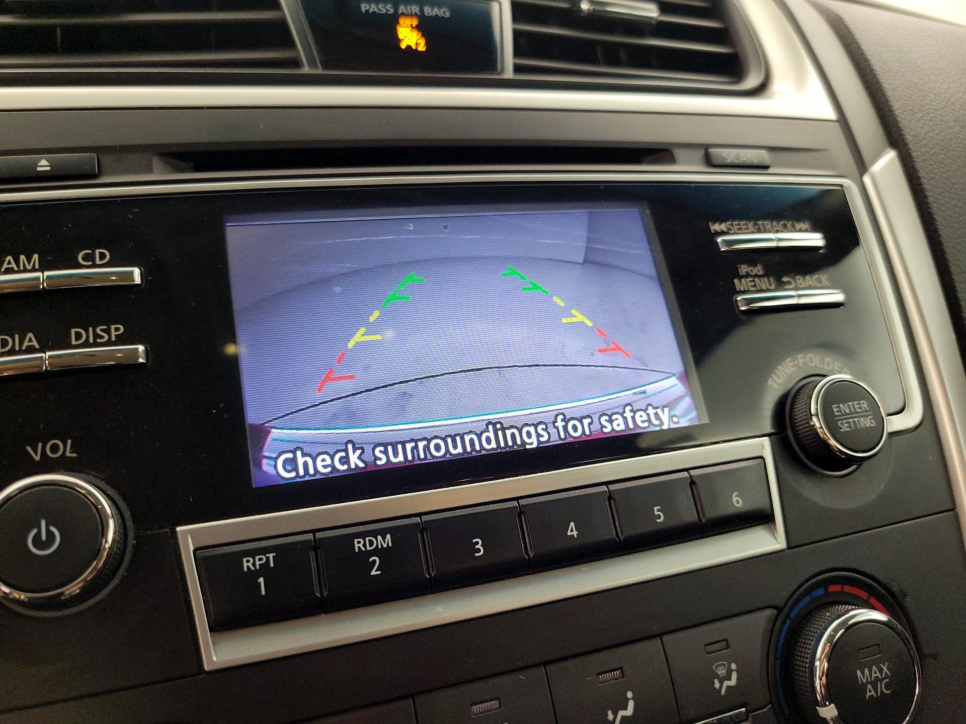 Thumbnail: 2017 Nissan Altima - 14