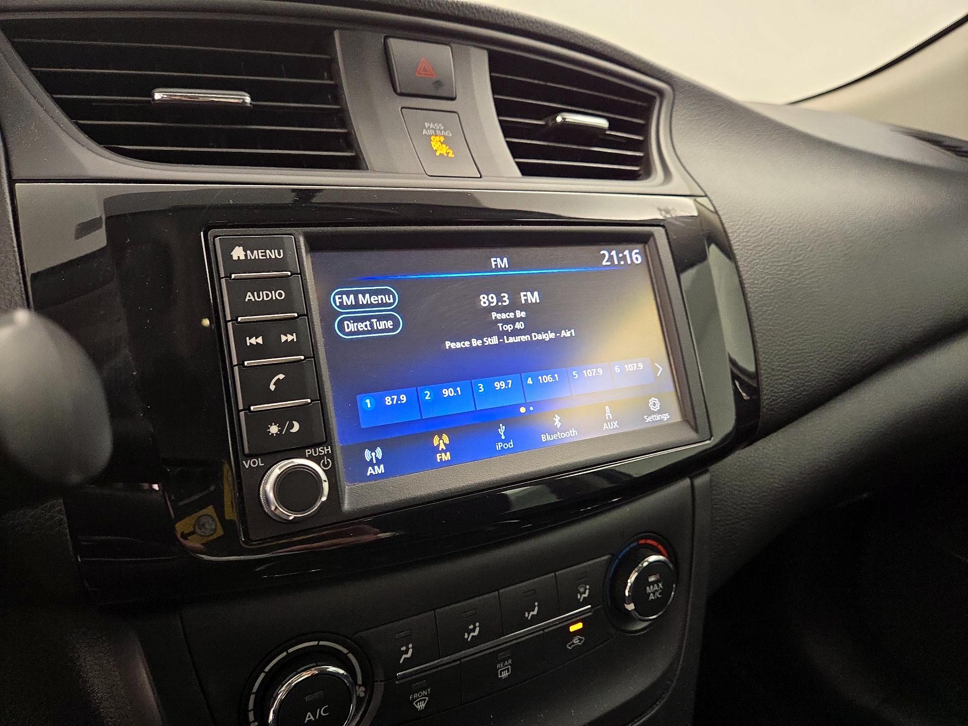 Thumbnail: 2019 Nissan Sentra - 15