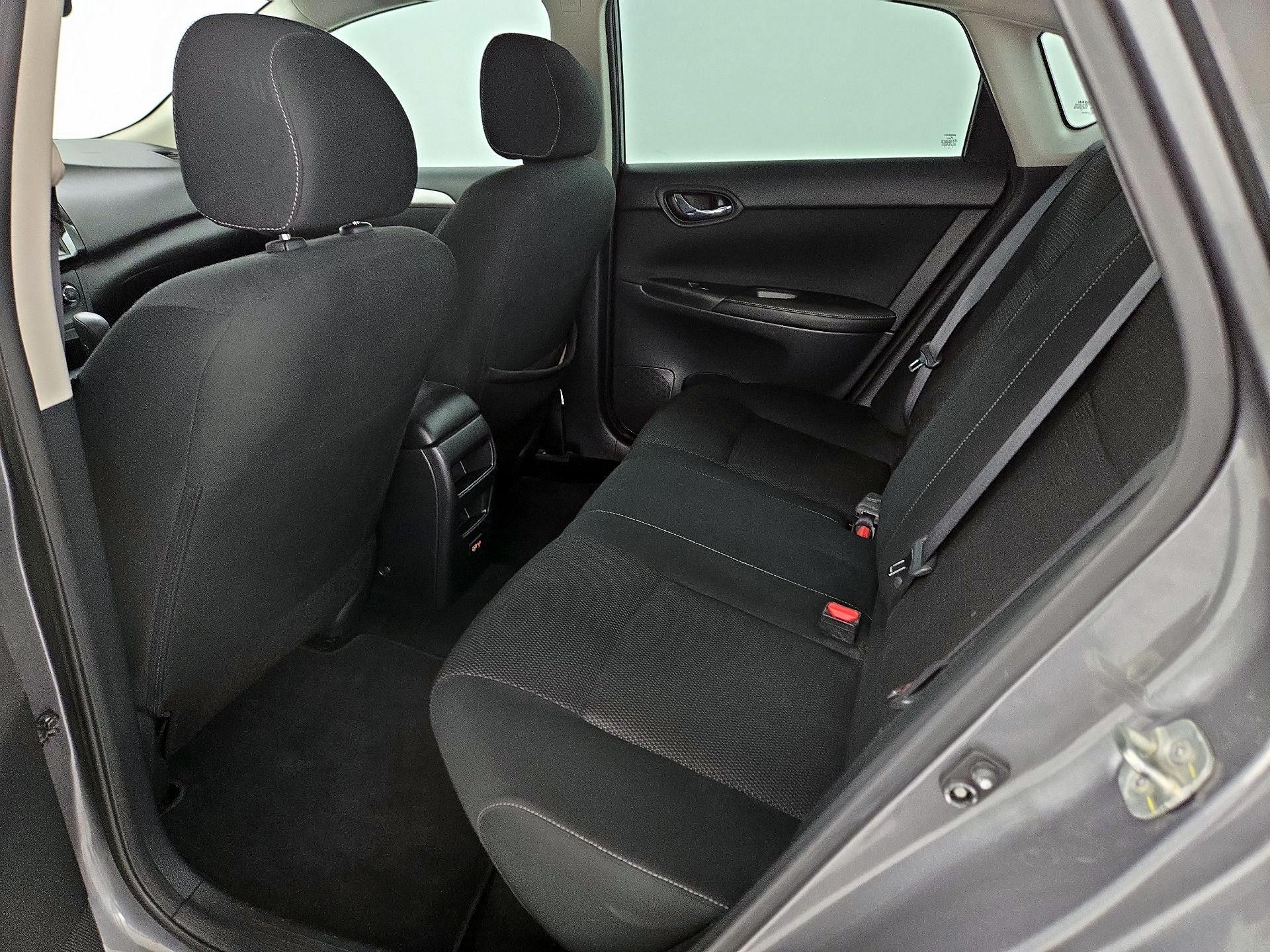 Thumbnail: 2019 Nissan Sentra - 19