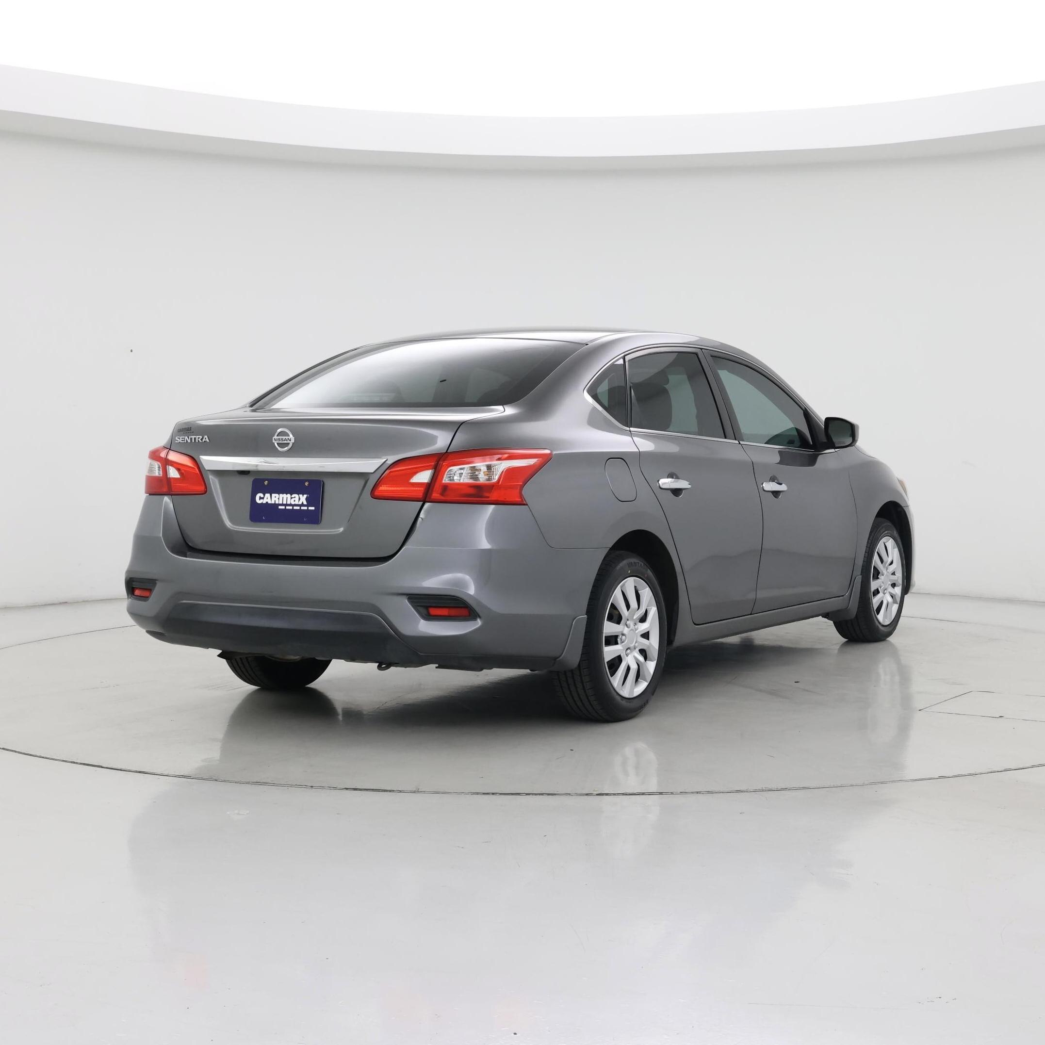 Thumbnail: 2019 Nissan Sentra - 8