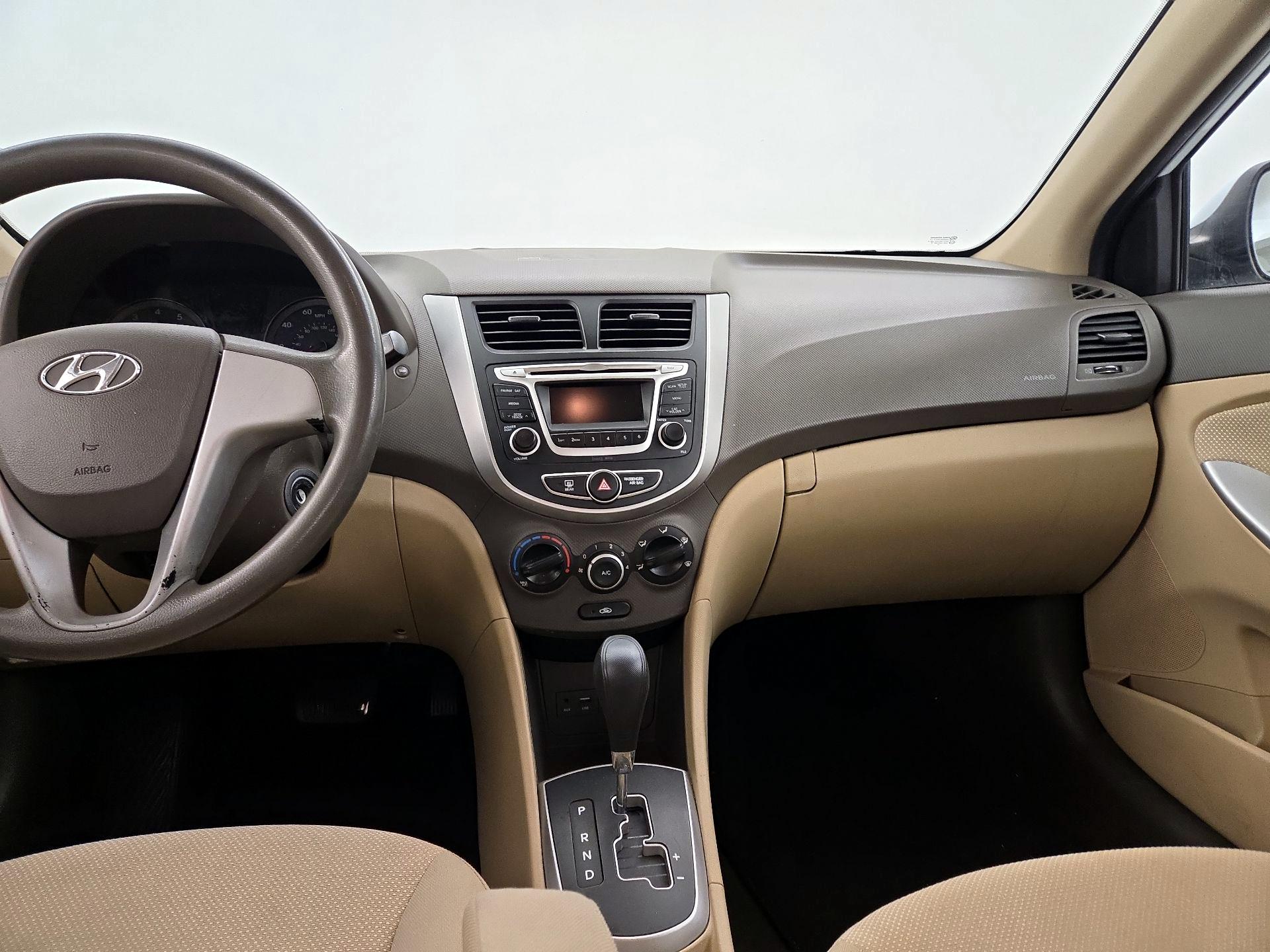 Thumbnail: 2014 Hyundai Accent - 9