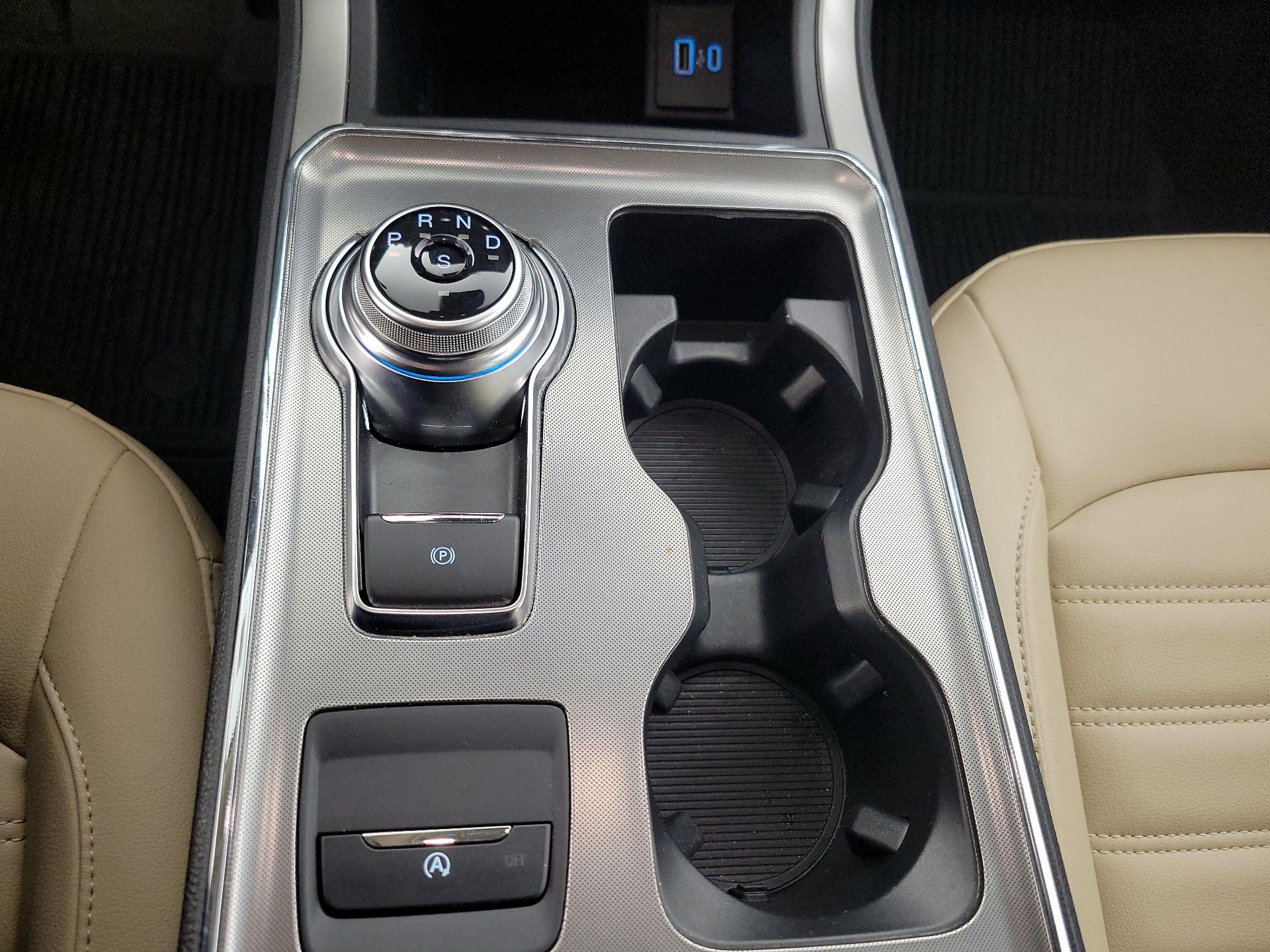 Thumbnail: 2022 Ford Edge - 18