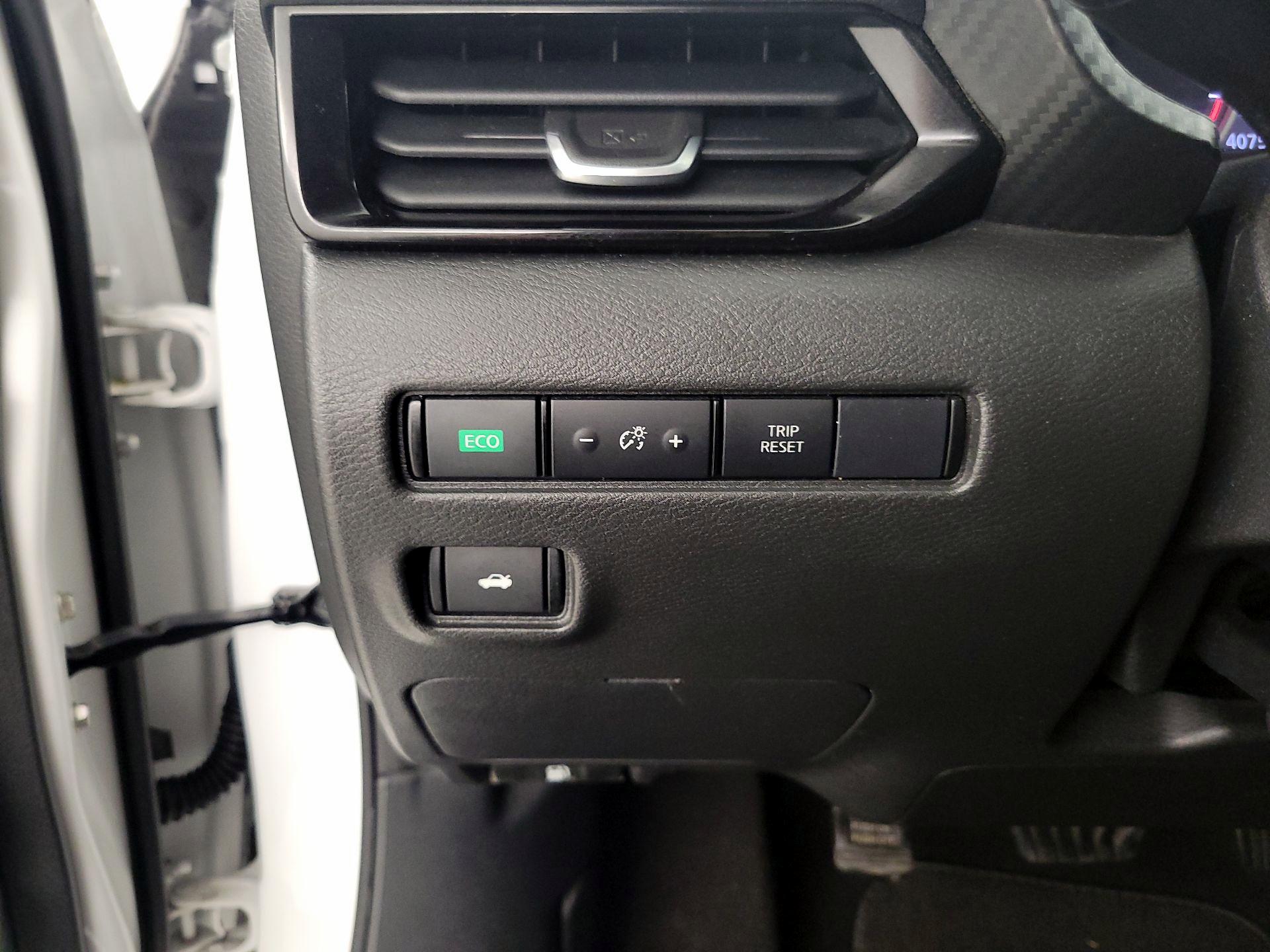 Thumbnail: 2022 Nissan Sentra - 13