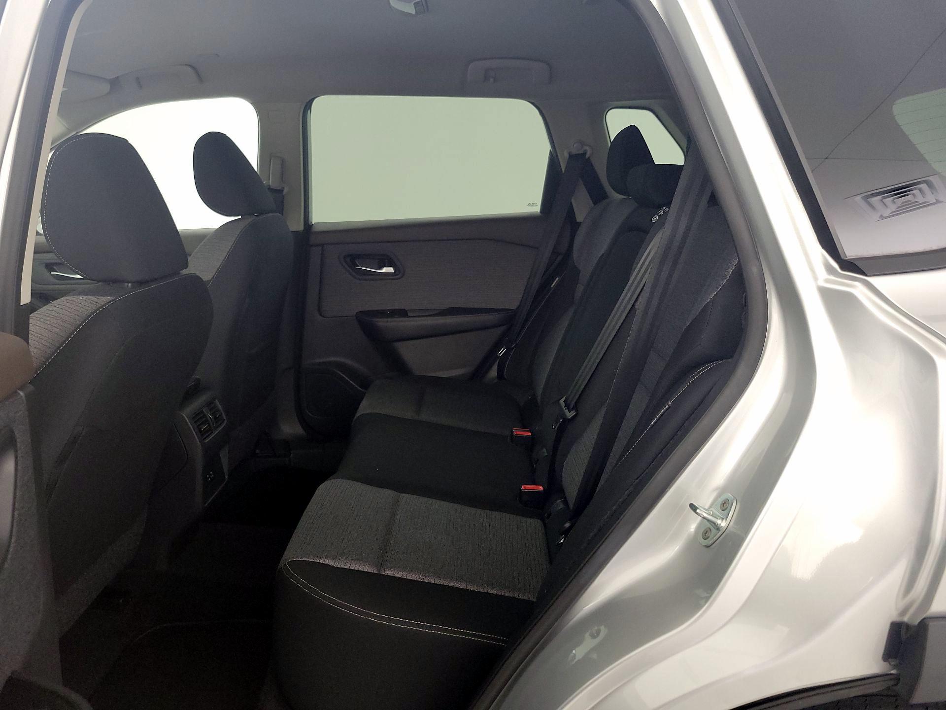 Thumbnail: 2023 Nissan Rogue - 19