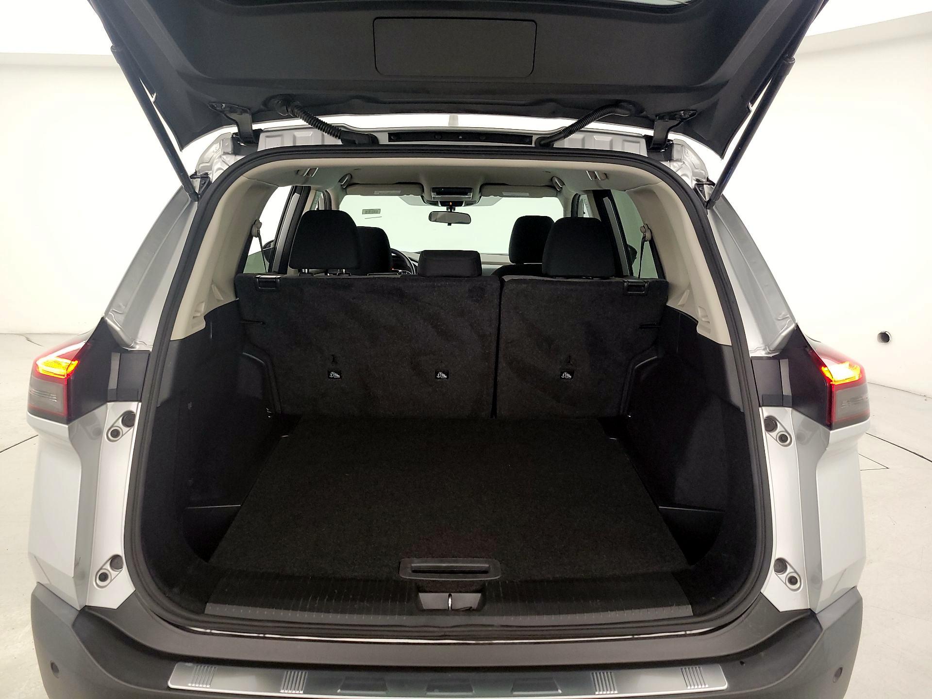 Thumbnail: 2023 Nissan Rogue - 20